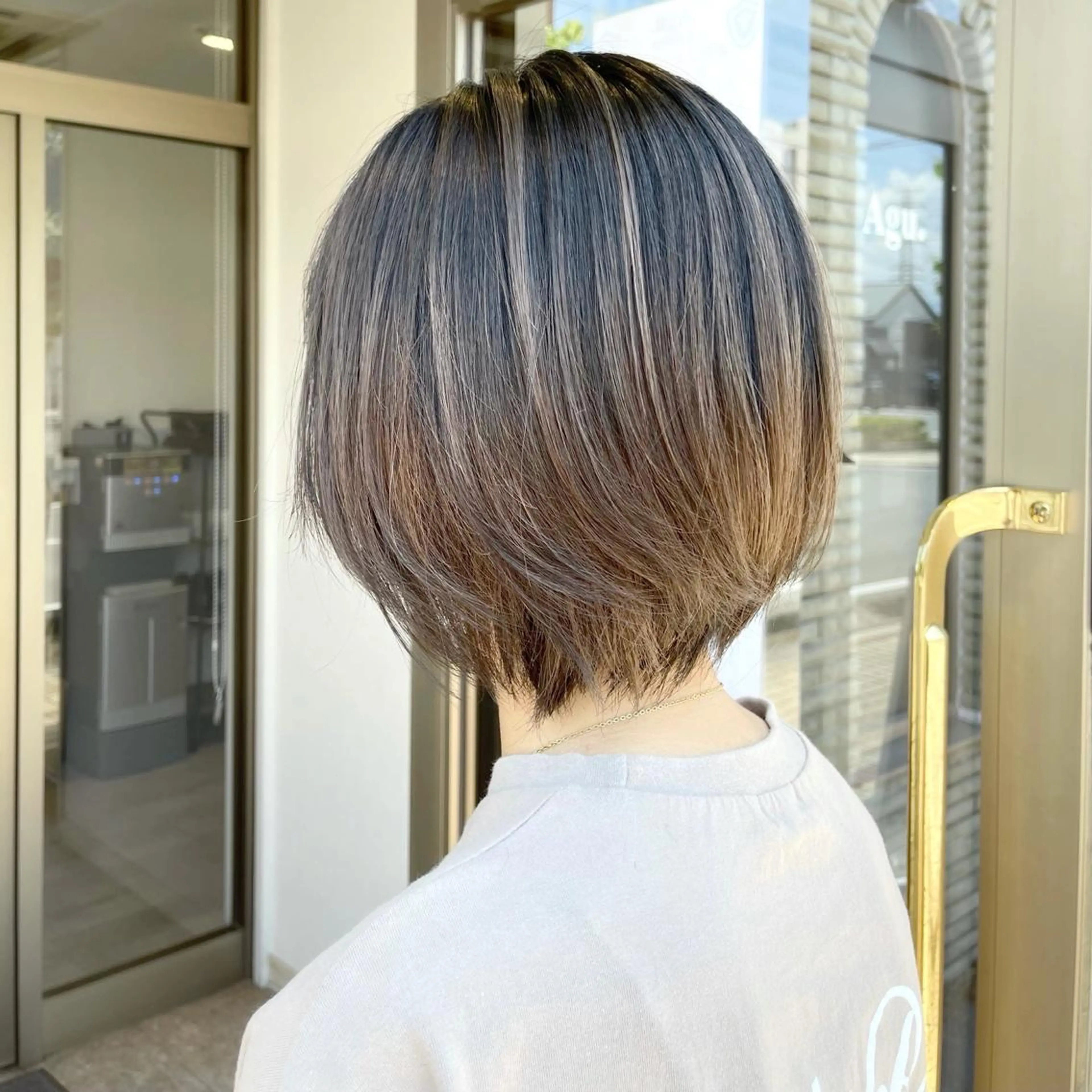 ショート カラー バレイヤージュ デザインカラー ハイライトカラー 外国人風カラー ハイライト アンドウ ユウ/ レイヤーカット/韓国のヘアスタイル