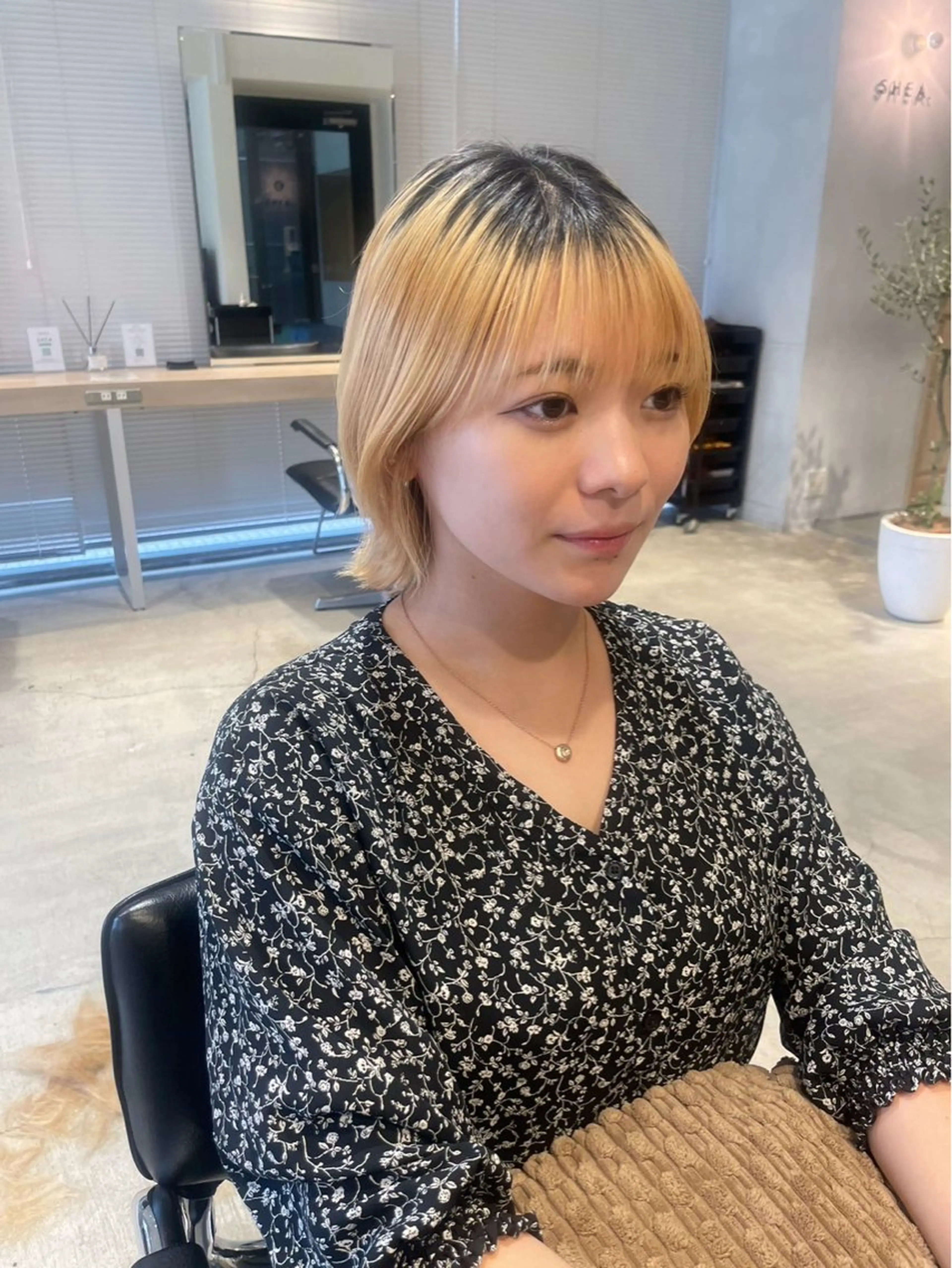 ショート ボブレイヤー ボブ レイヤーカット SHEA.aoyama所属・似合わせカット 奥村陽花のヘアスタイル