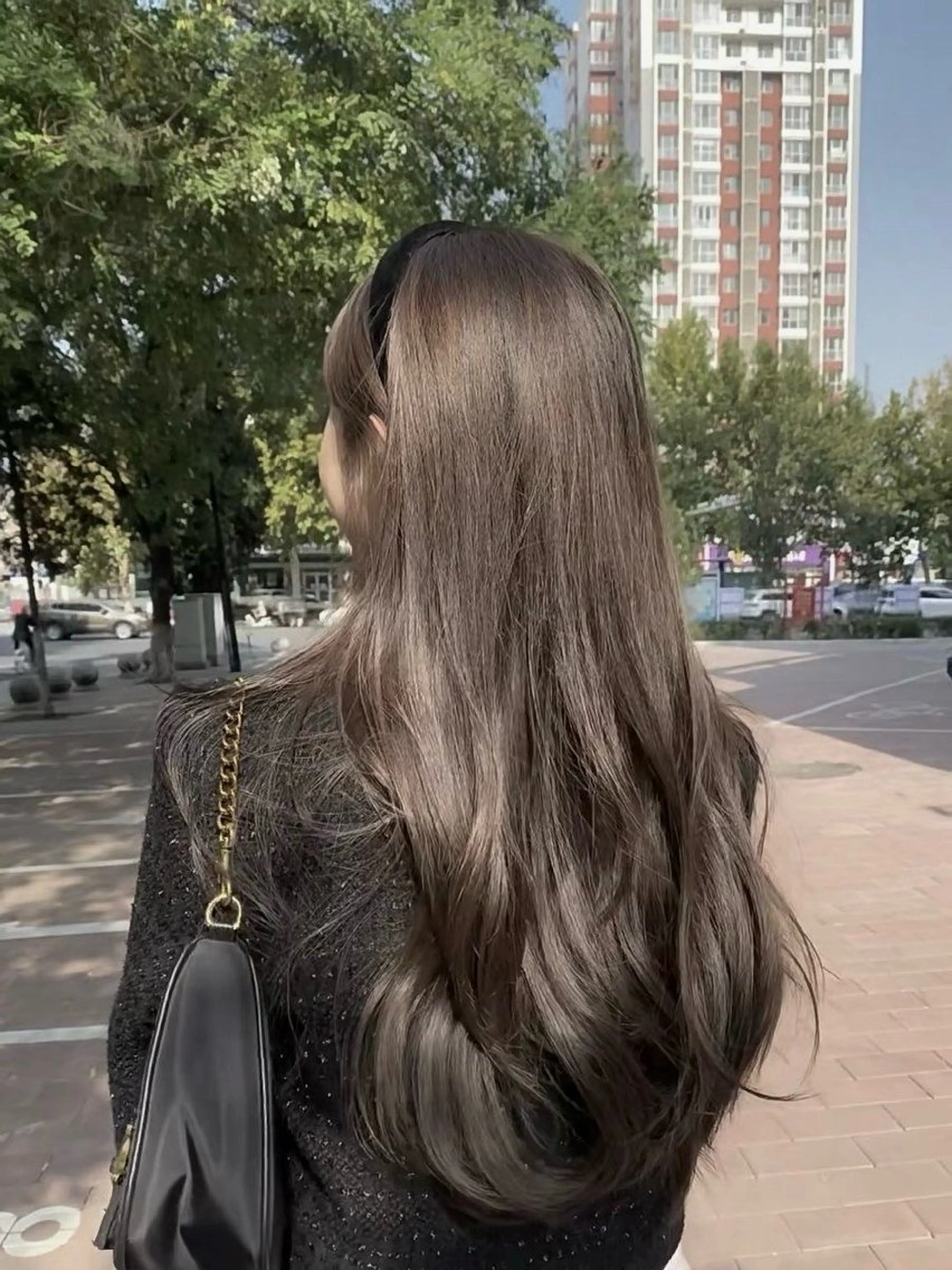 ロング カラー ヘアアレンジ アッシュ グレージュ ヘアカラー トリートメント ヘアセット 💗うる艶モテ髪 💗髪質改善✨🫧のヘアスタイル
