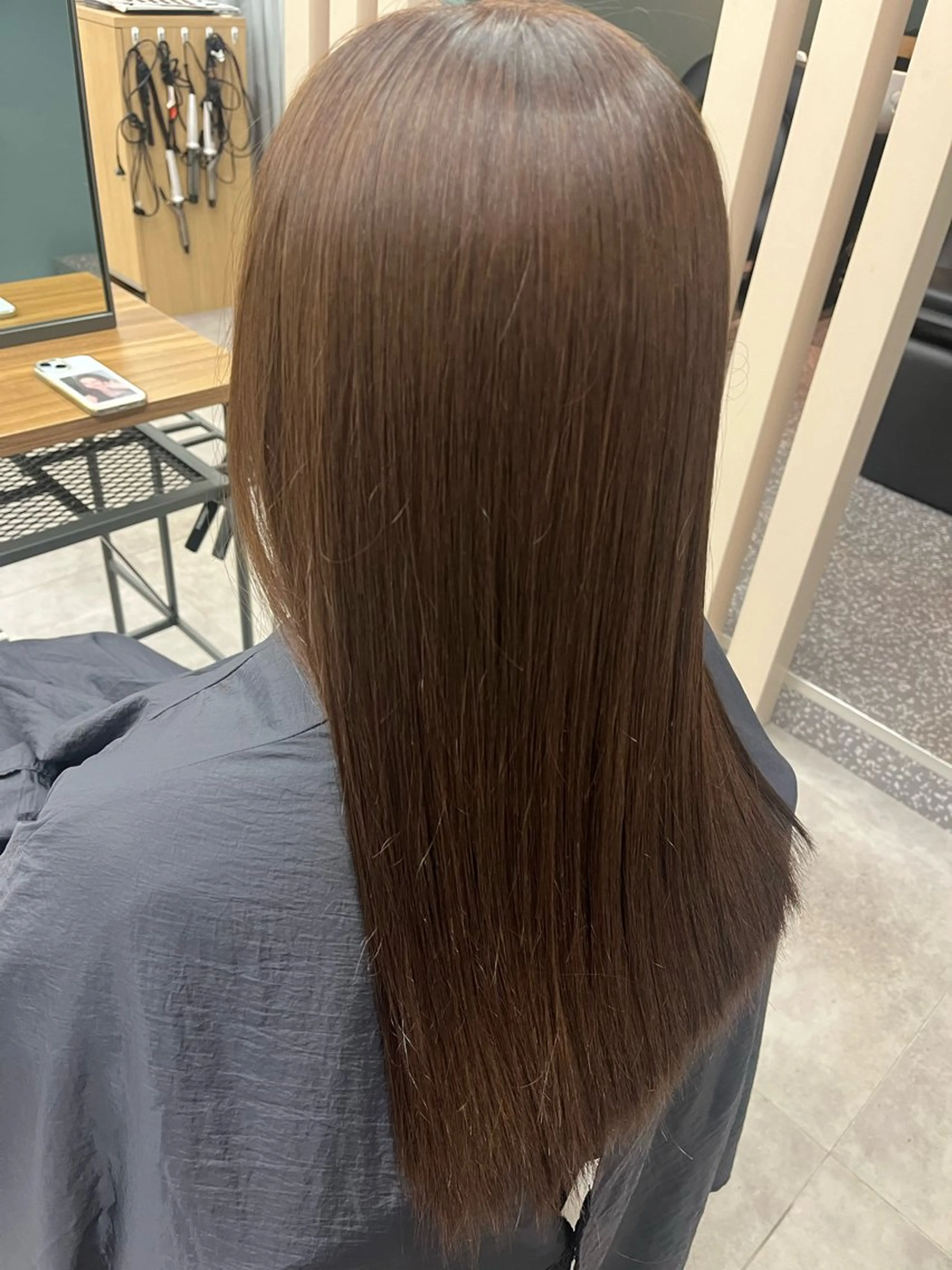 ロング カラー ブラウンカラー 縮毛矯正 POCKET所属・星 希愛のヘアスタイル