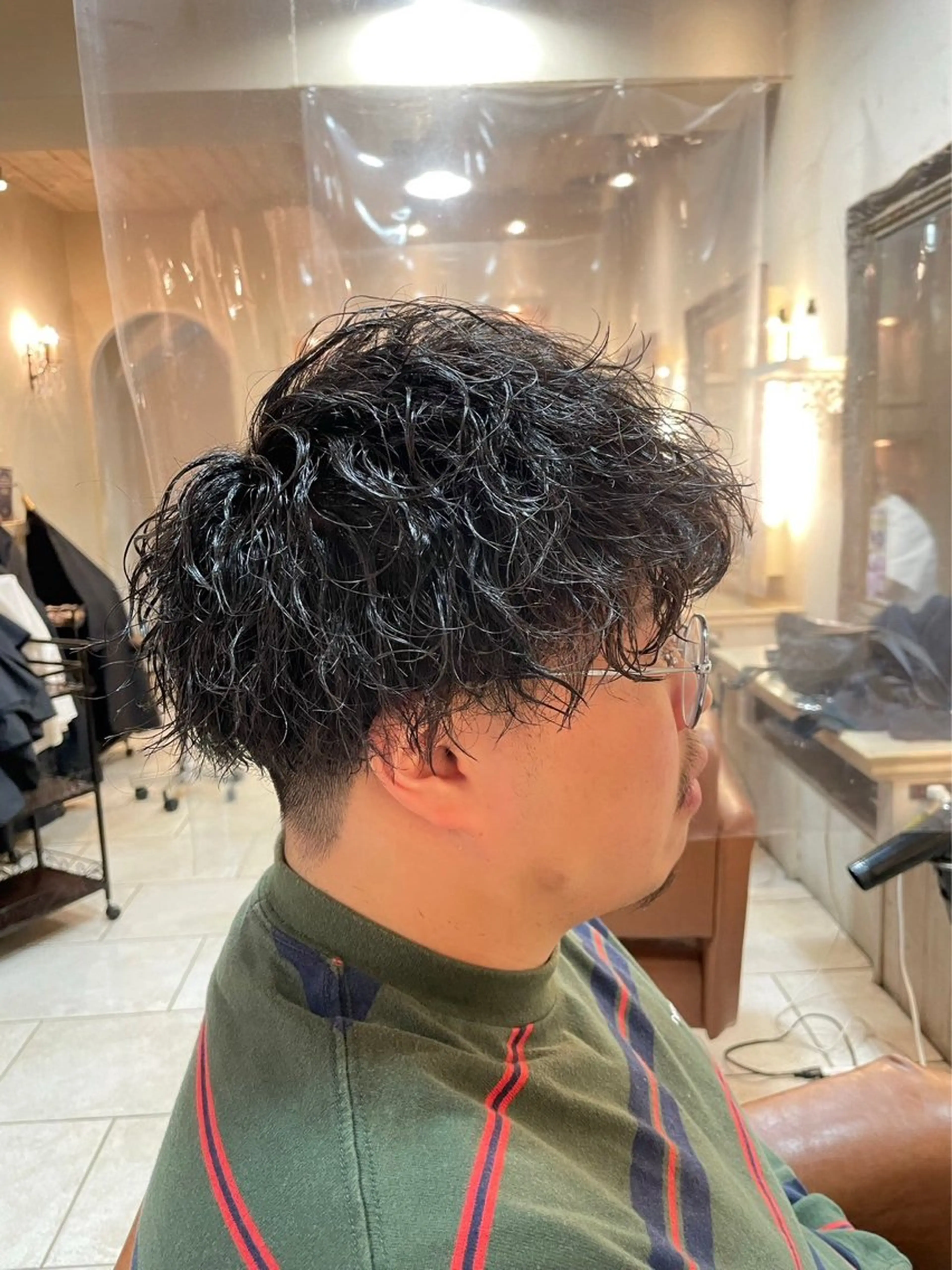 パーマ メンズ マッシュ 刈り上げ パーマ amie by afloat所属・レイヤーカット メンズヘア/伊藤　匠のヘアスタイル