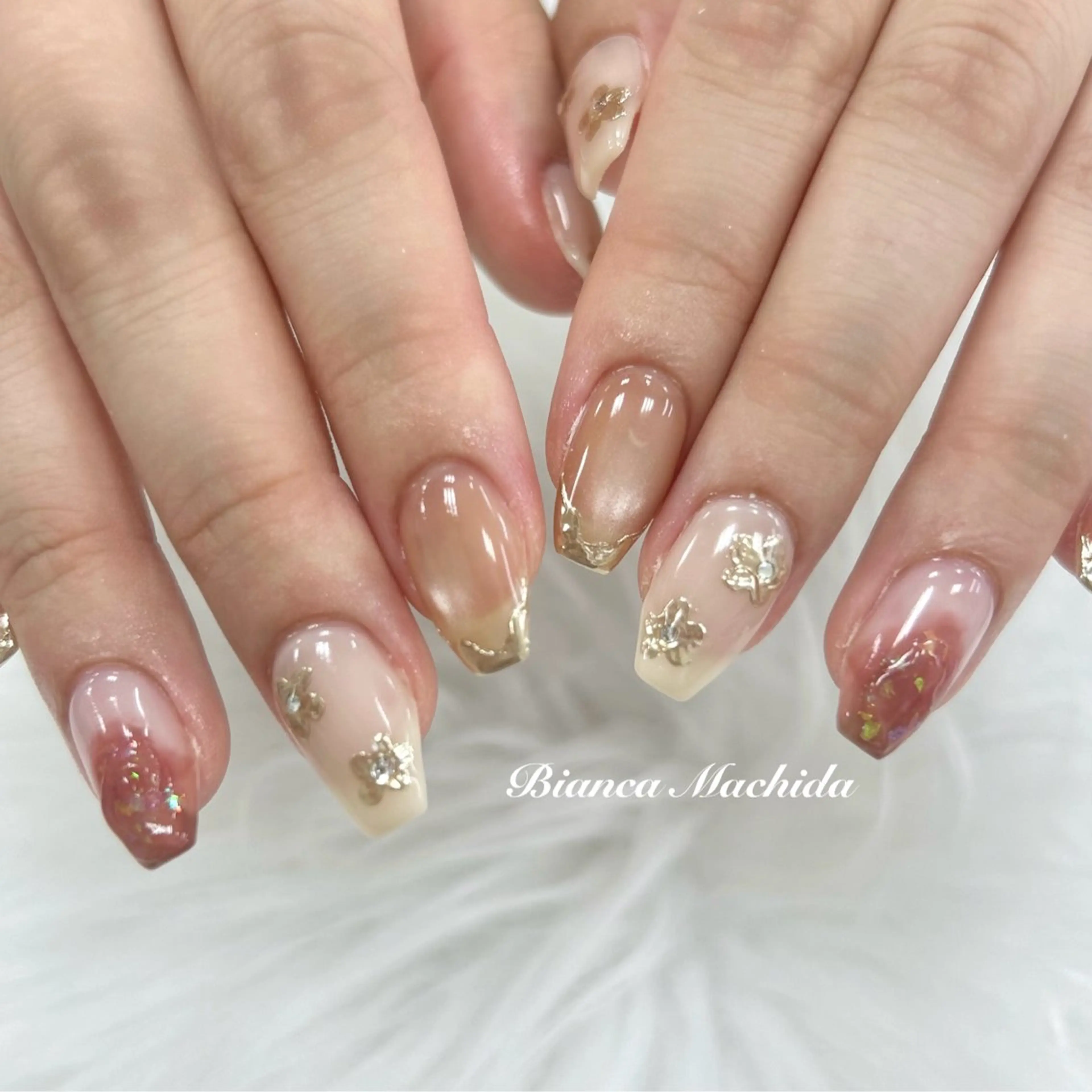 ネイル ハンドネイル ハンドケア Bianca 🪽 Nakajimaのネイルデザイン