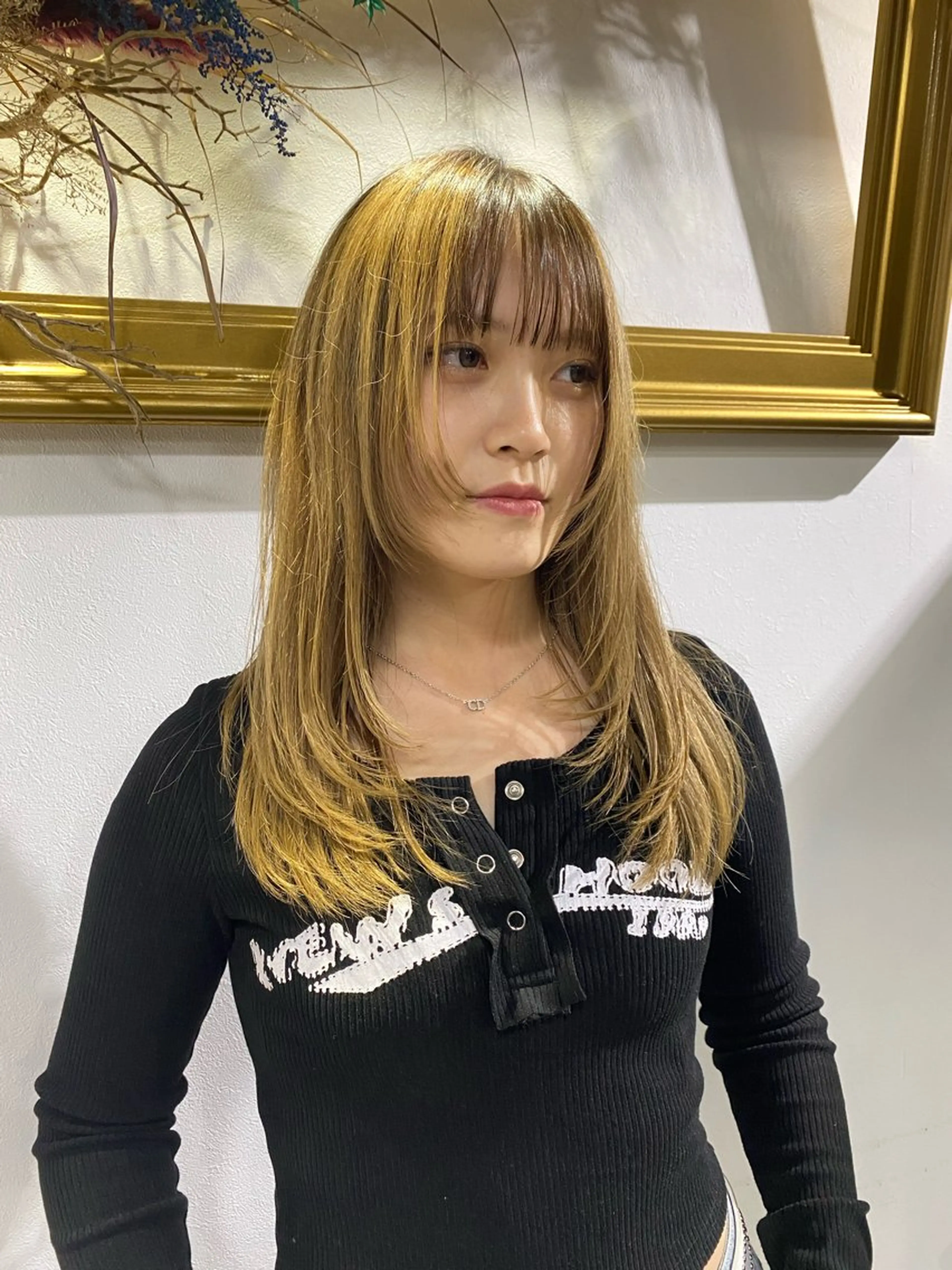 セミロング 顔周りカット レイヤーカット 山影✨バレイヤージュ ハイライト✨メンズ◎のヘアスタイル