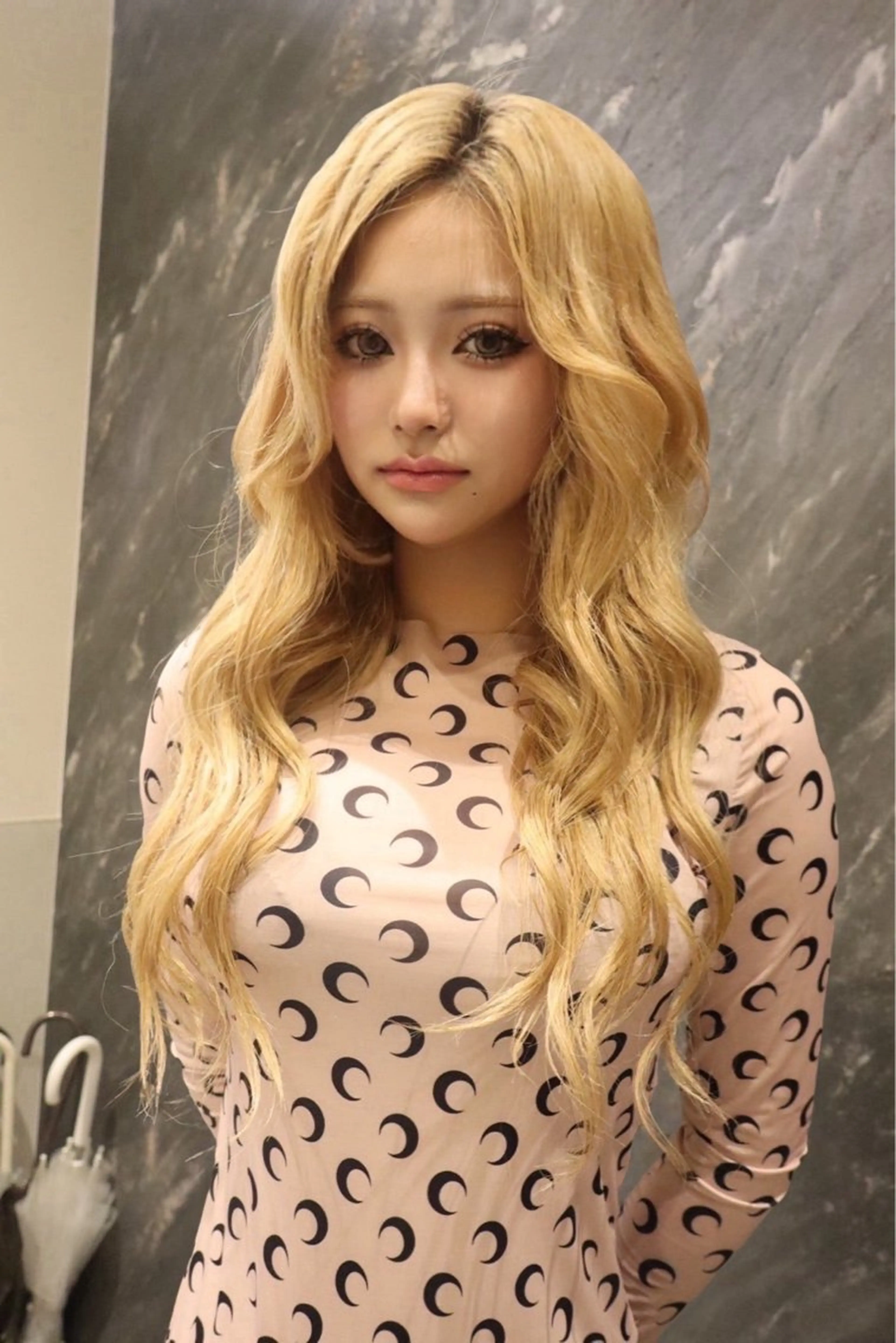 ロング カラー レイヤーカット /ハイトーンchaoのヘアスタイル