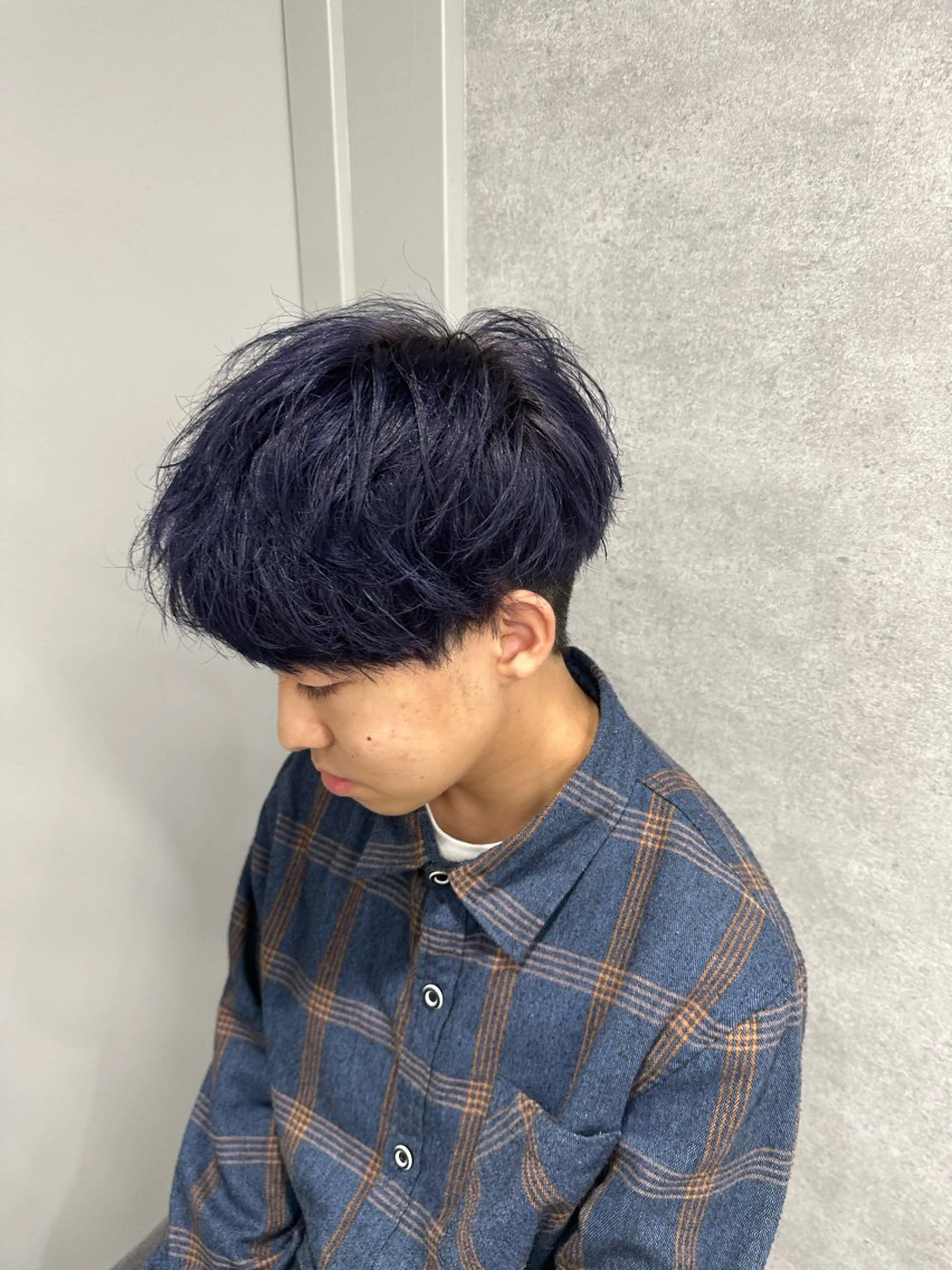 カラー メンズ メンズブリーチ メンズハイトーン メンズ韓国風 マッシュ メンズウルフカット メンズ特化💎 nayu❄️のヘアスタイル