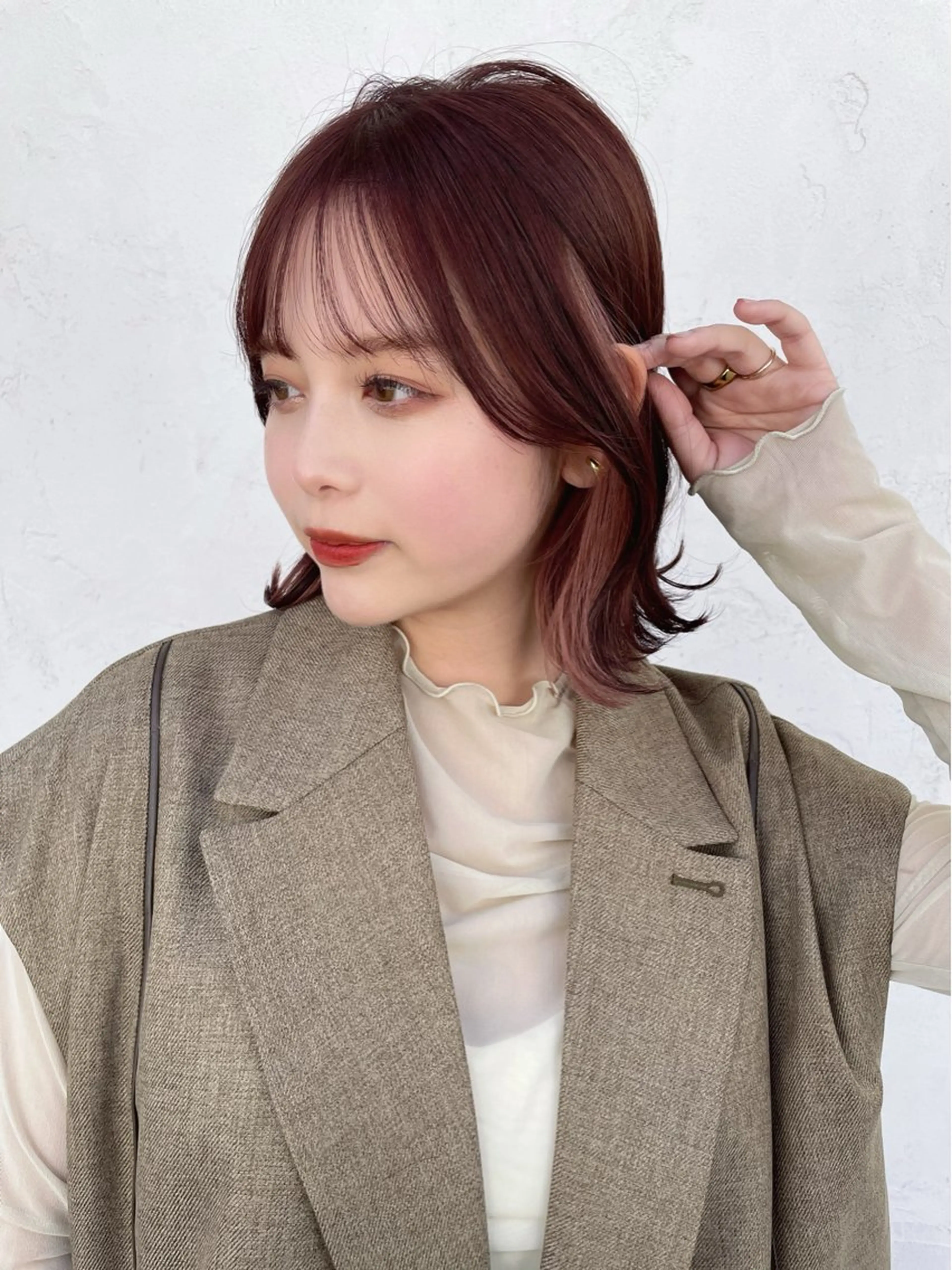 ミディアム ボブレイヤー ボブ レイヤーカット カット ヘアカラー トリートメント ヘッドスパ 結べるレイヤーボブ くびれLady表参道のヘアスタイル
