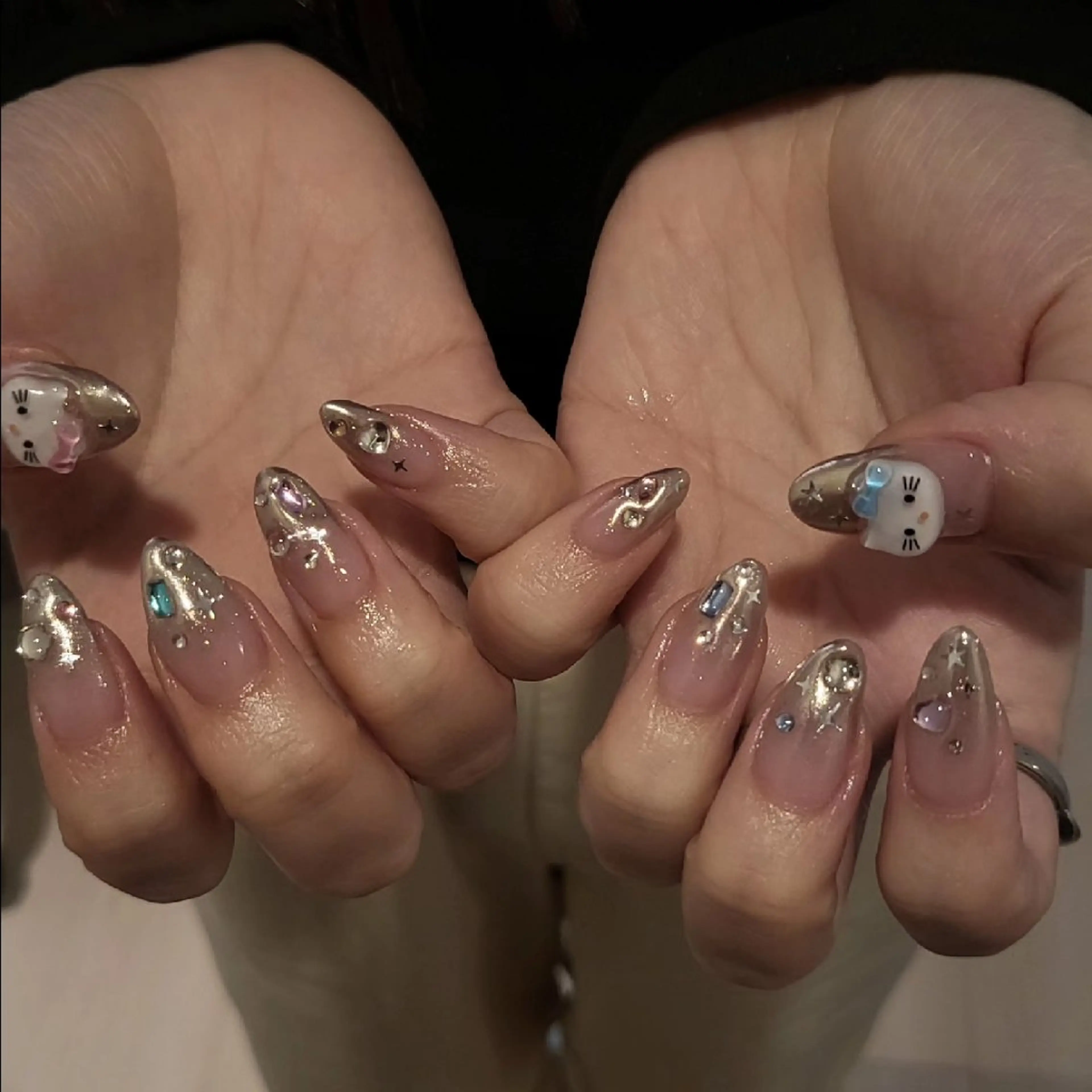 ネイル ハンドネイル フットネイル ハンドケア ease NAIL SALONのネイルデザイン