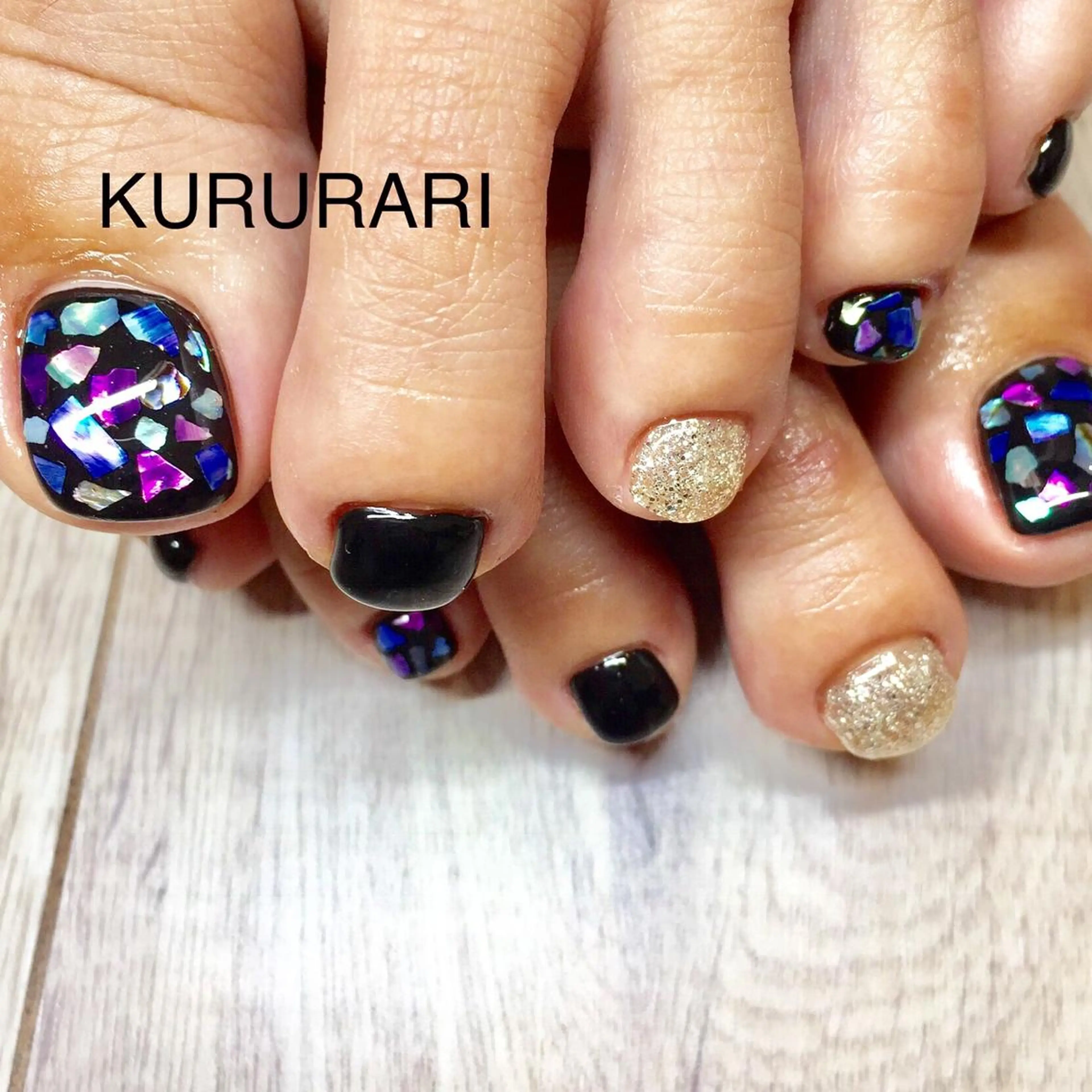 ネイル フットネイル ジェルネイル KURURARI NAILのネイルデザイン