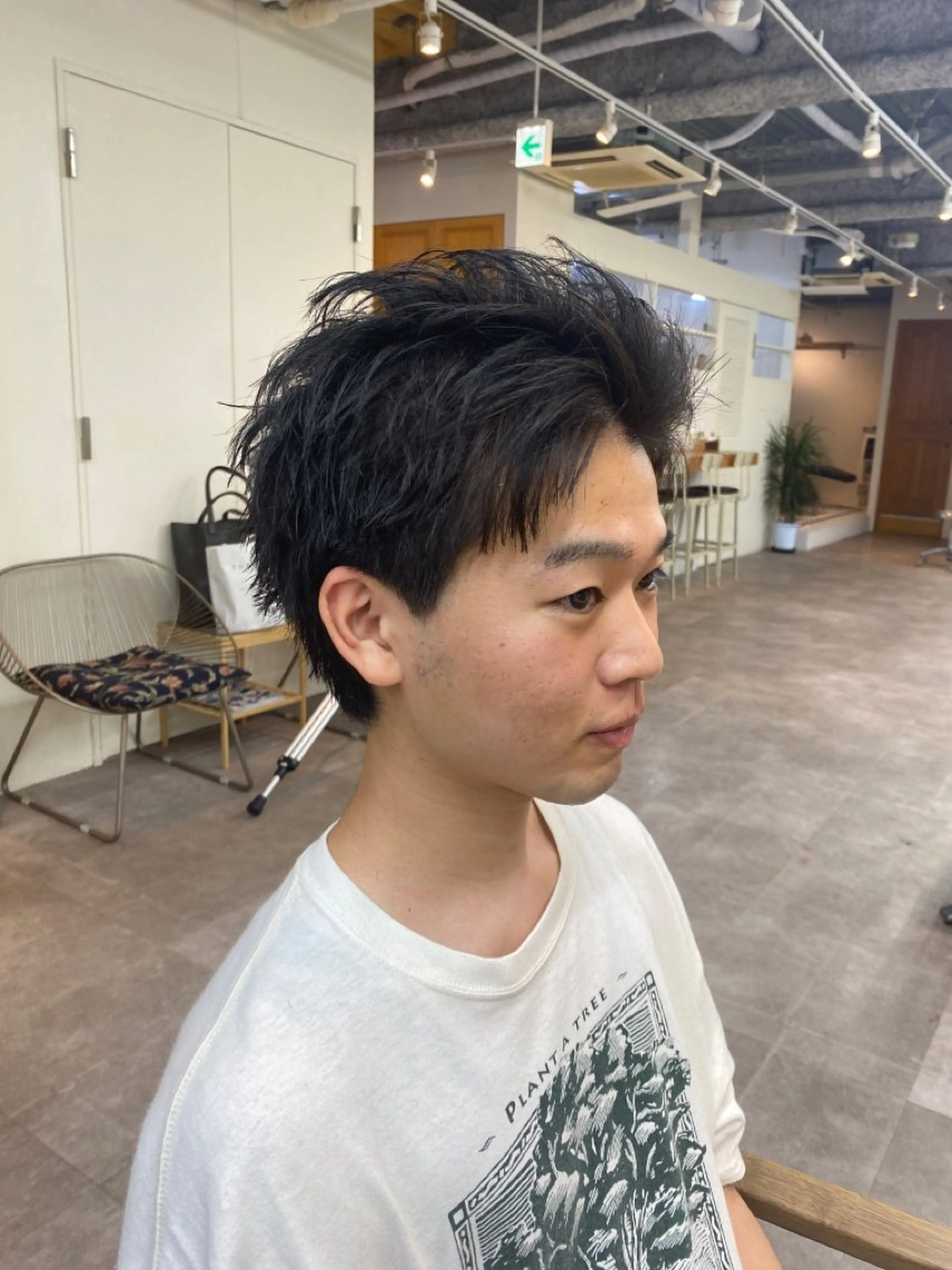 メンズ スパイキーショート カット オリーブカラー🫒 透明感カラーMAOのヘアスタイル