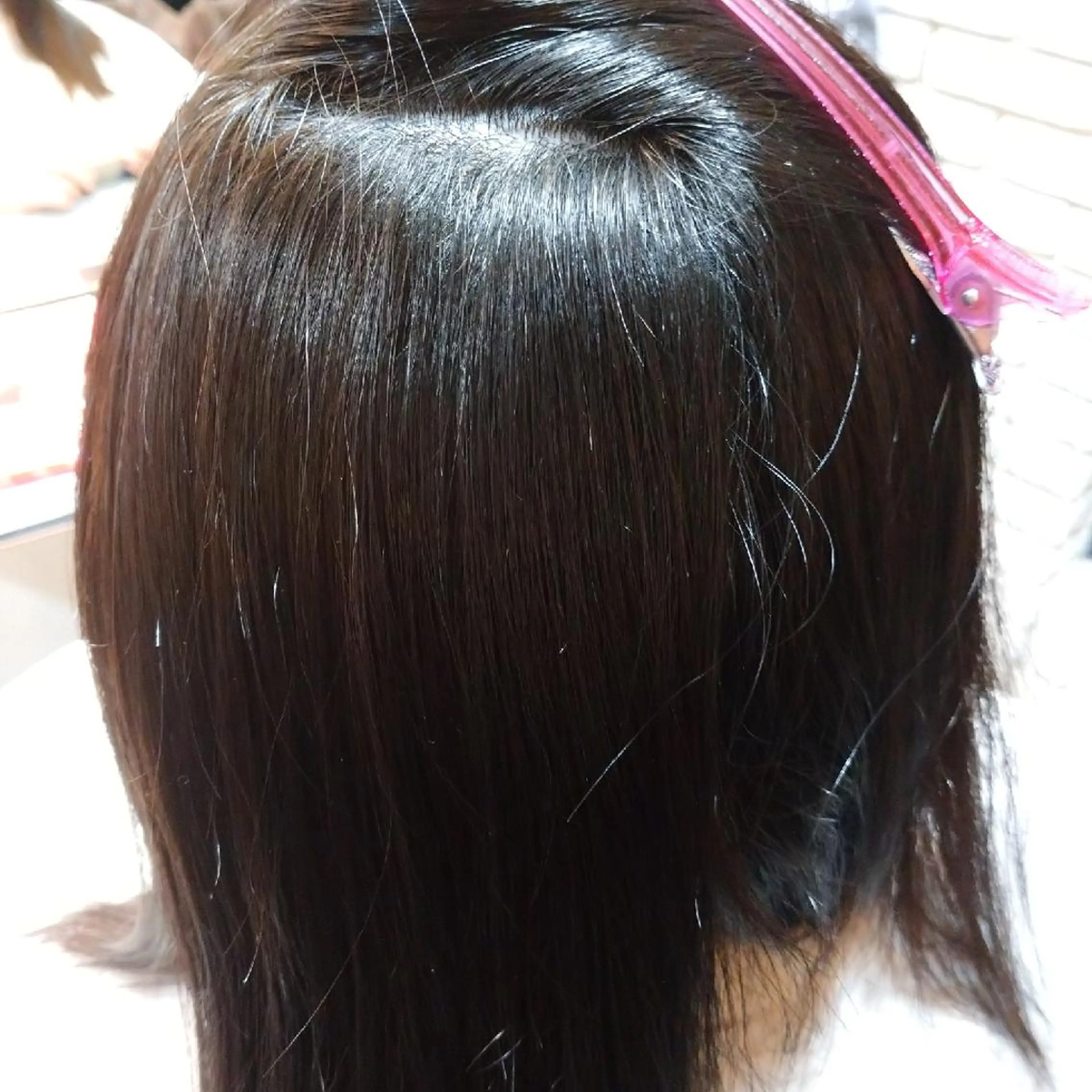 ロング 縮毛矯正 youres  hair  髪質改善トリートメント&ヘッドスパ新宿三丁目店所属・髪質改善 芝井千晶のヘアスタイル