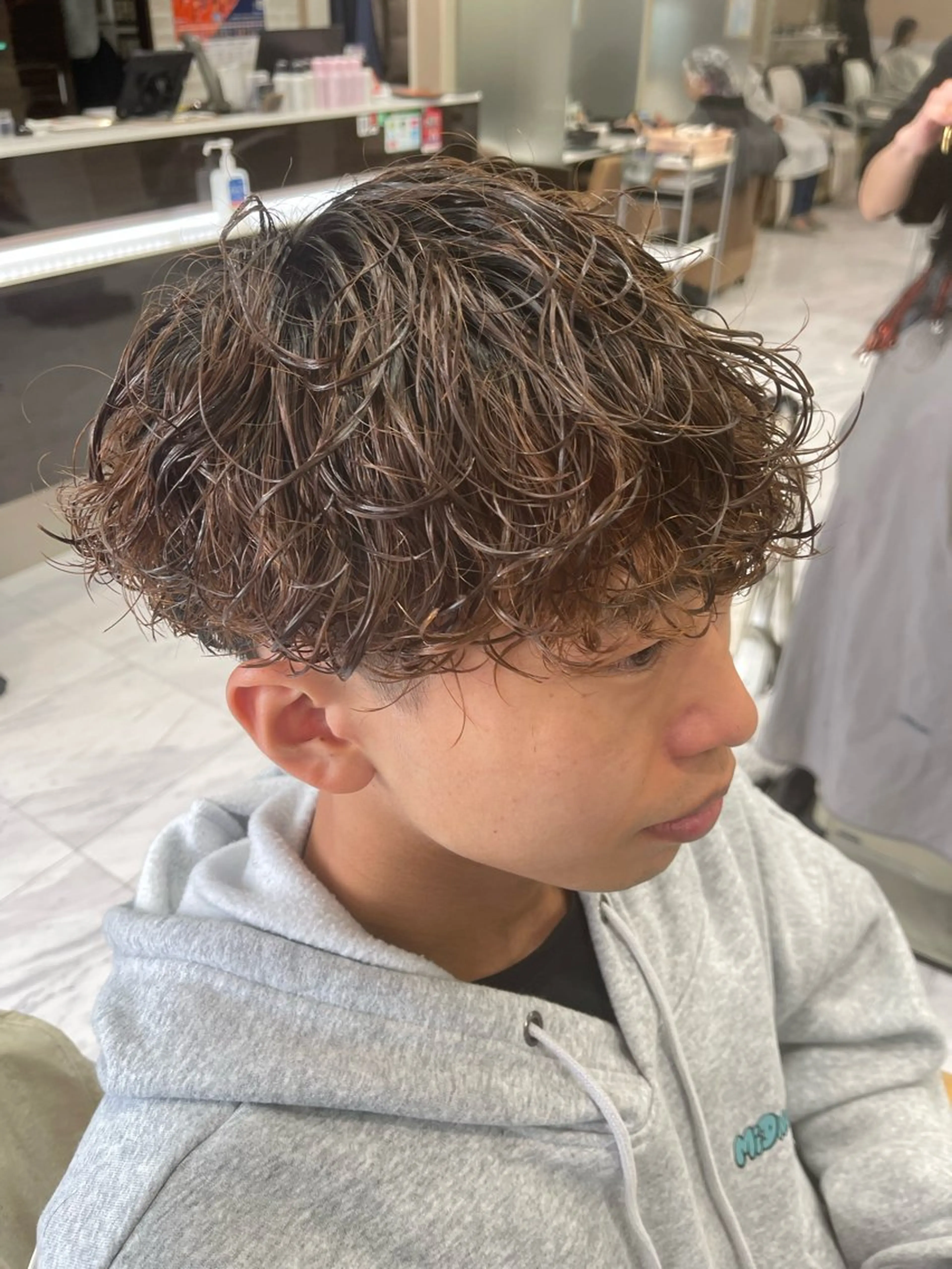 ショート パーマ メンズ メンズパーマ 波巻きパーマ カット パーマ トリートメント 🌻メンズカット 落合諒🌻のヘアスタイル