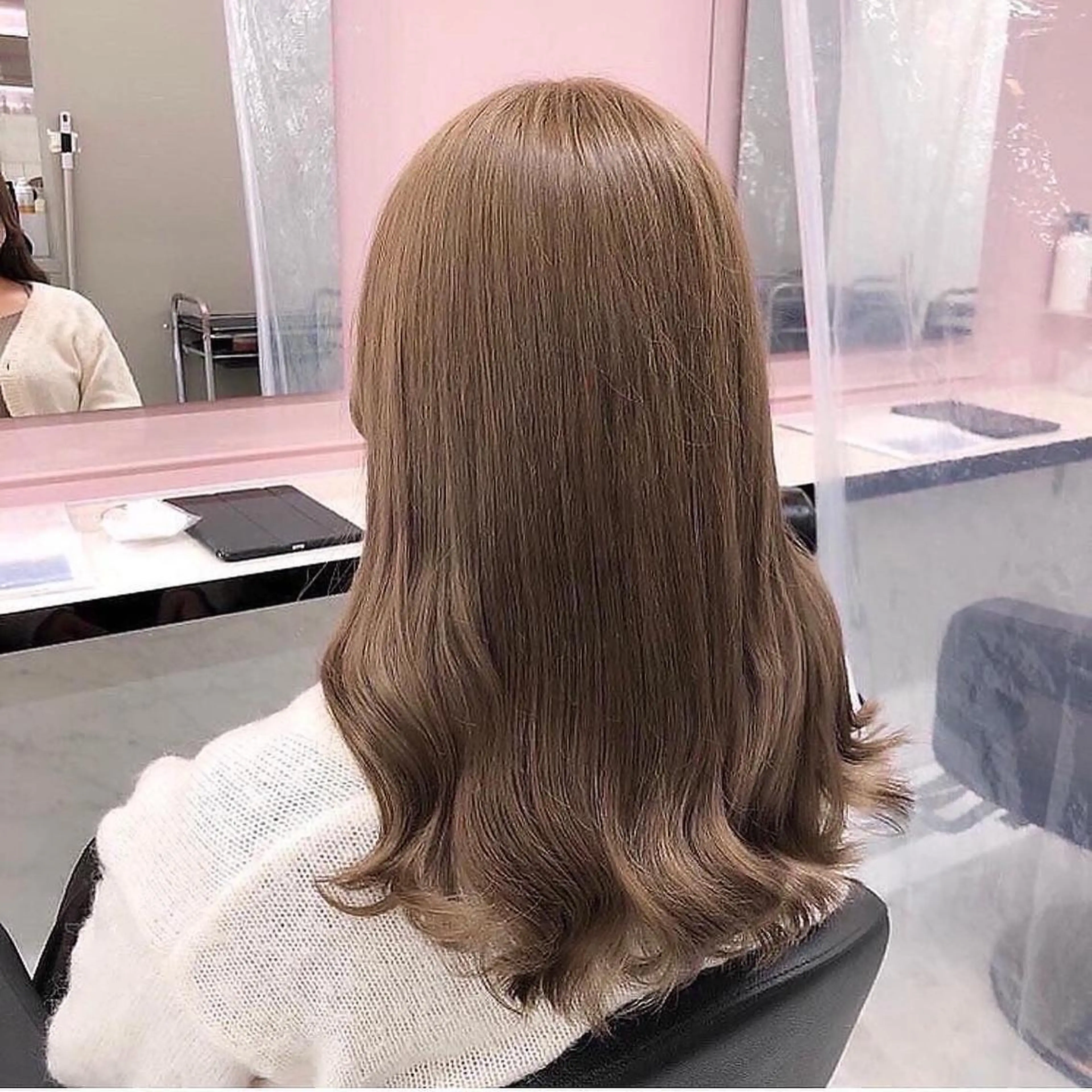 セミロング カラー ヘアアレンジ 透明感ラベンダー💗 SHOのヘアスタイル