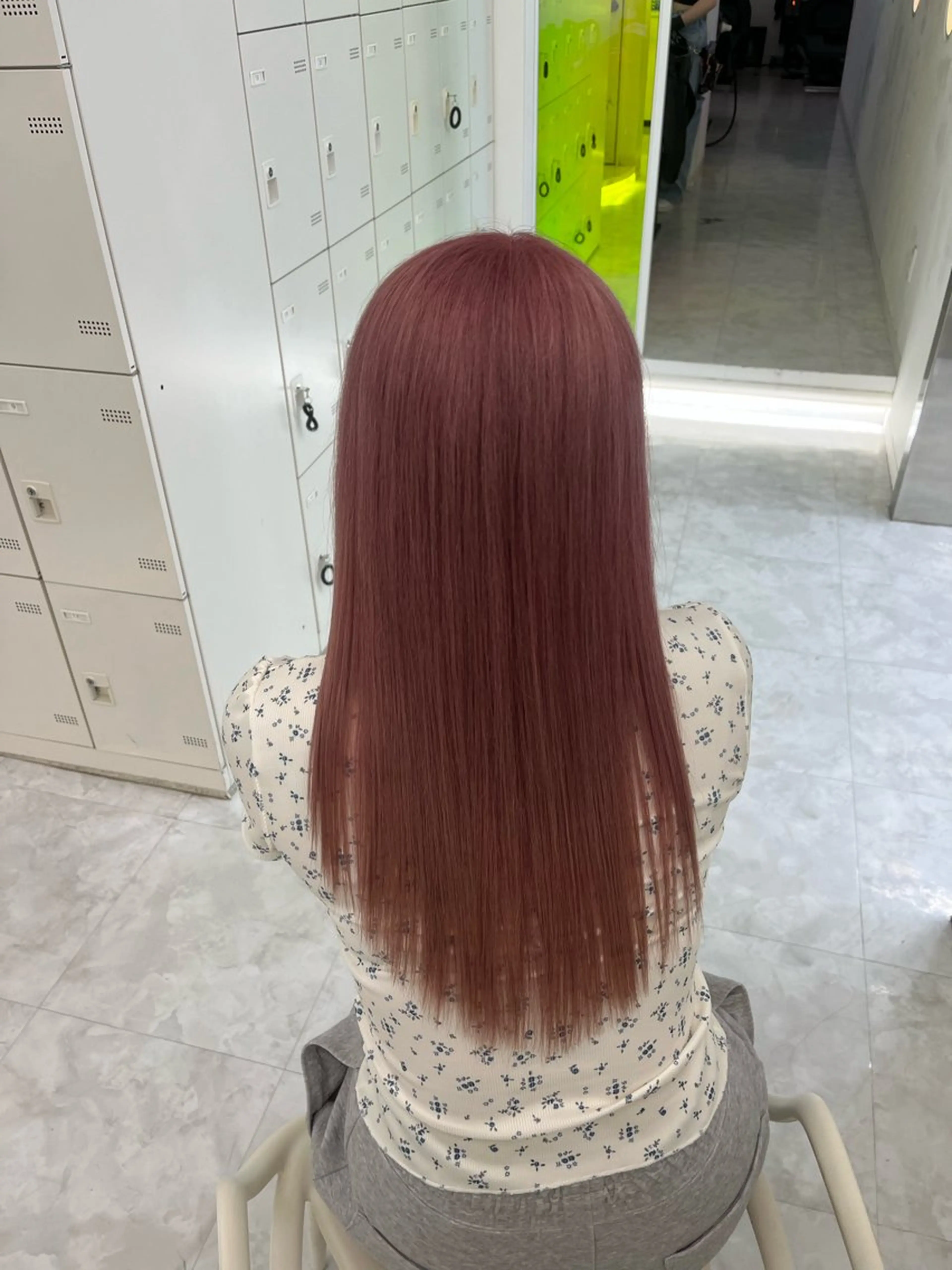 セミロング カラー カット ヘアカラー トリートメント ヘアセット 🍒トレンド暖色ヘア 🍒Manamiのヘアスタイル