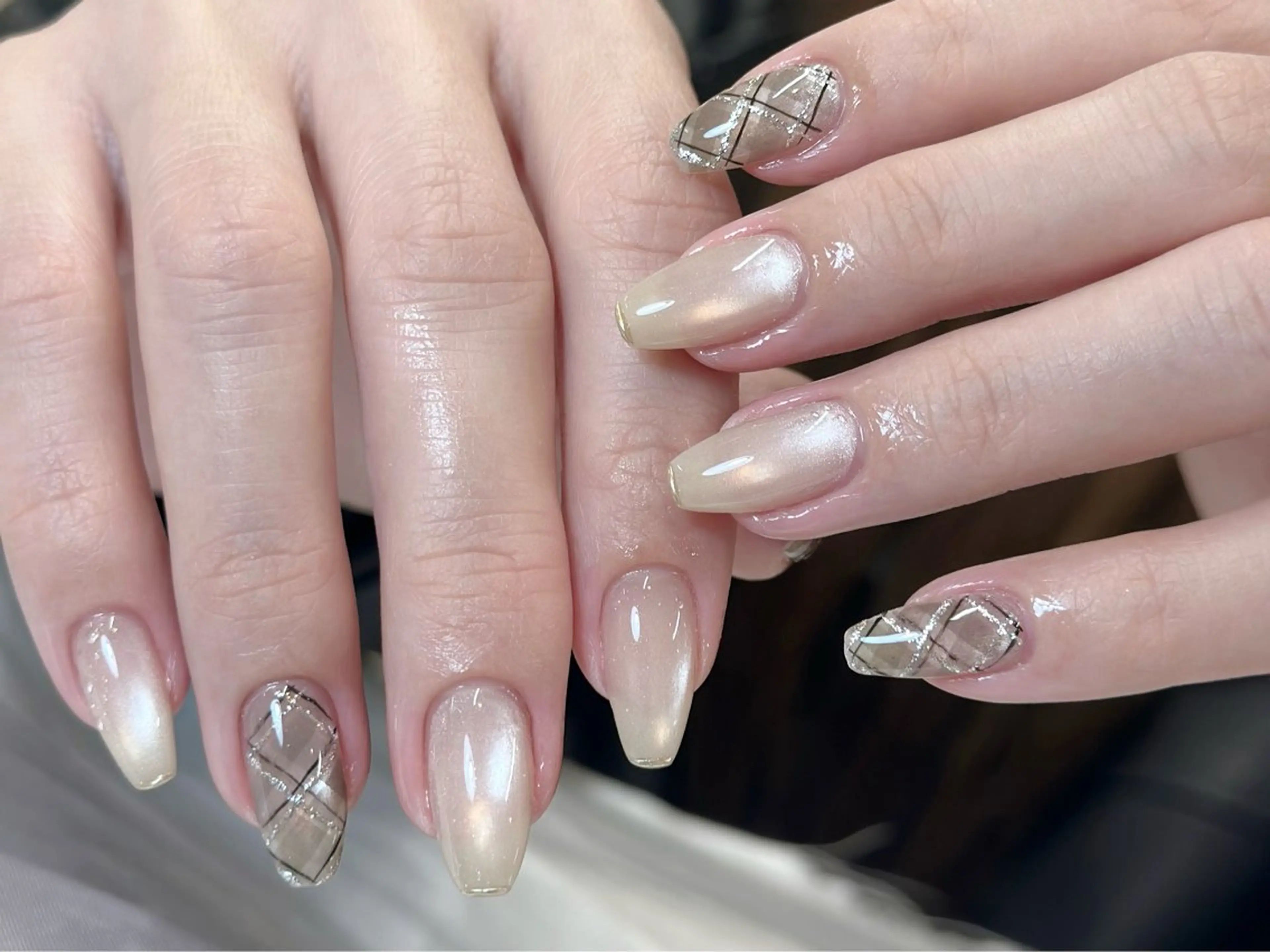 ネイル チークネイル フレンチネイル グラデーション マグネットネイル ミラーネイル ハンドネイル Trang nailのネイルデザイン