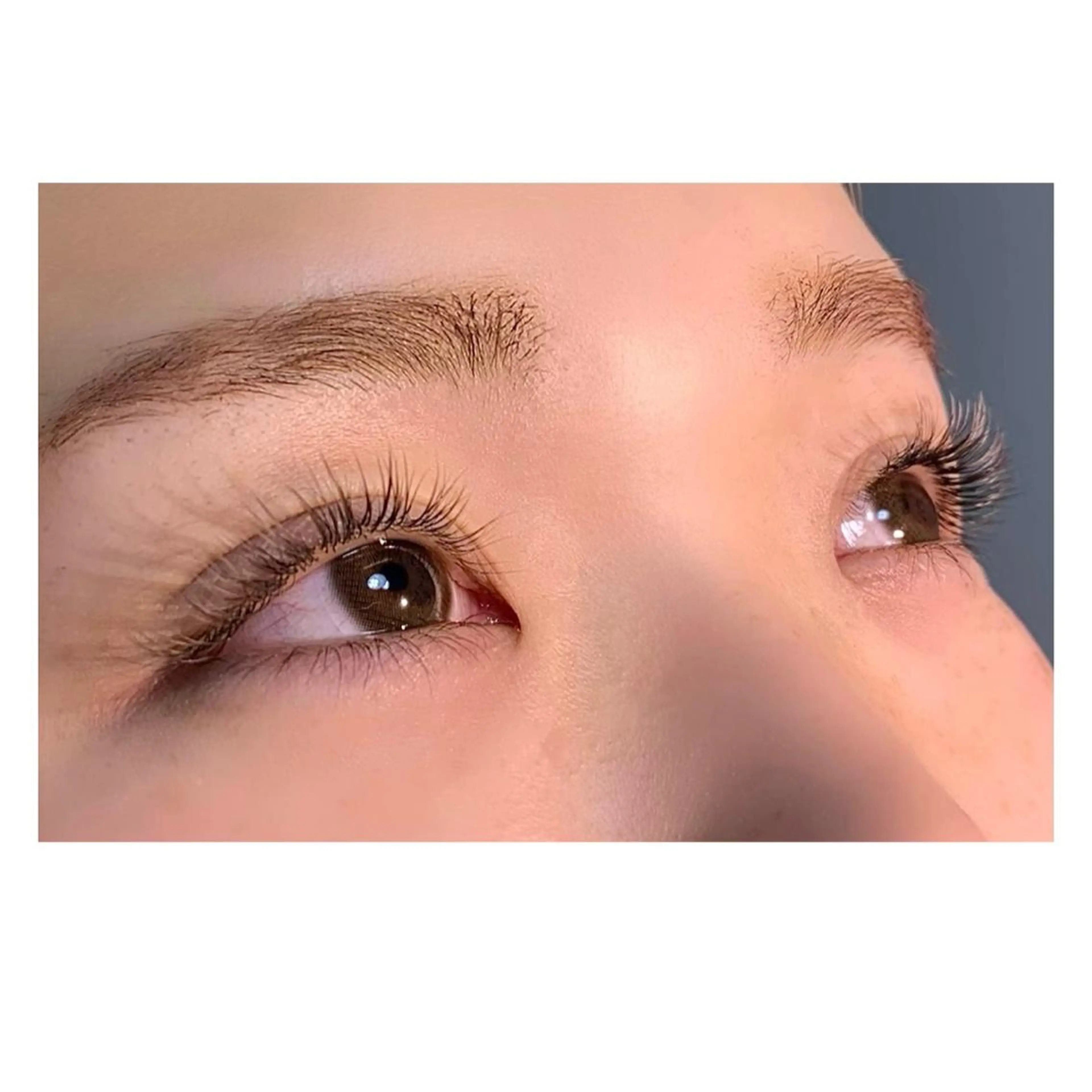 マツエク・マツパ カラーマツエク フラットラッシュ マツエク eyelash of clear所属・hi naのマツエク・マツパデザイン