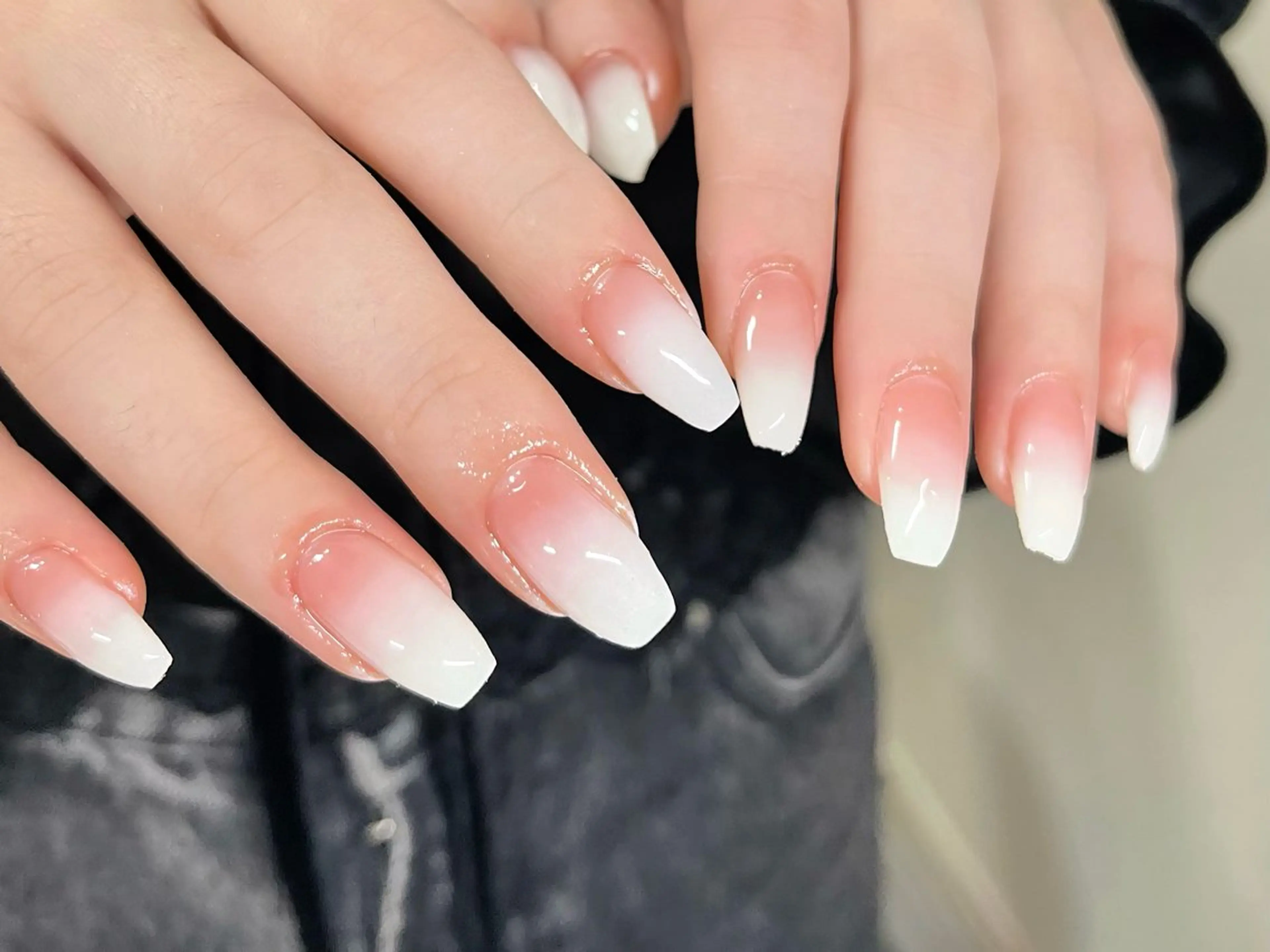 ネイル グラデーション オフィスネイル ワンカラーネイル バレンタイン ワンホンネイル ハンドネイル 🫧OPELIA NAIL渋谷🫧のネイルデザイン