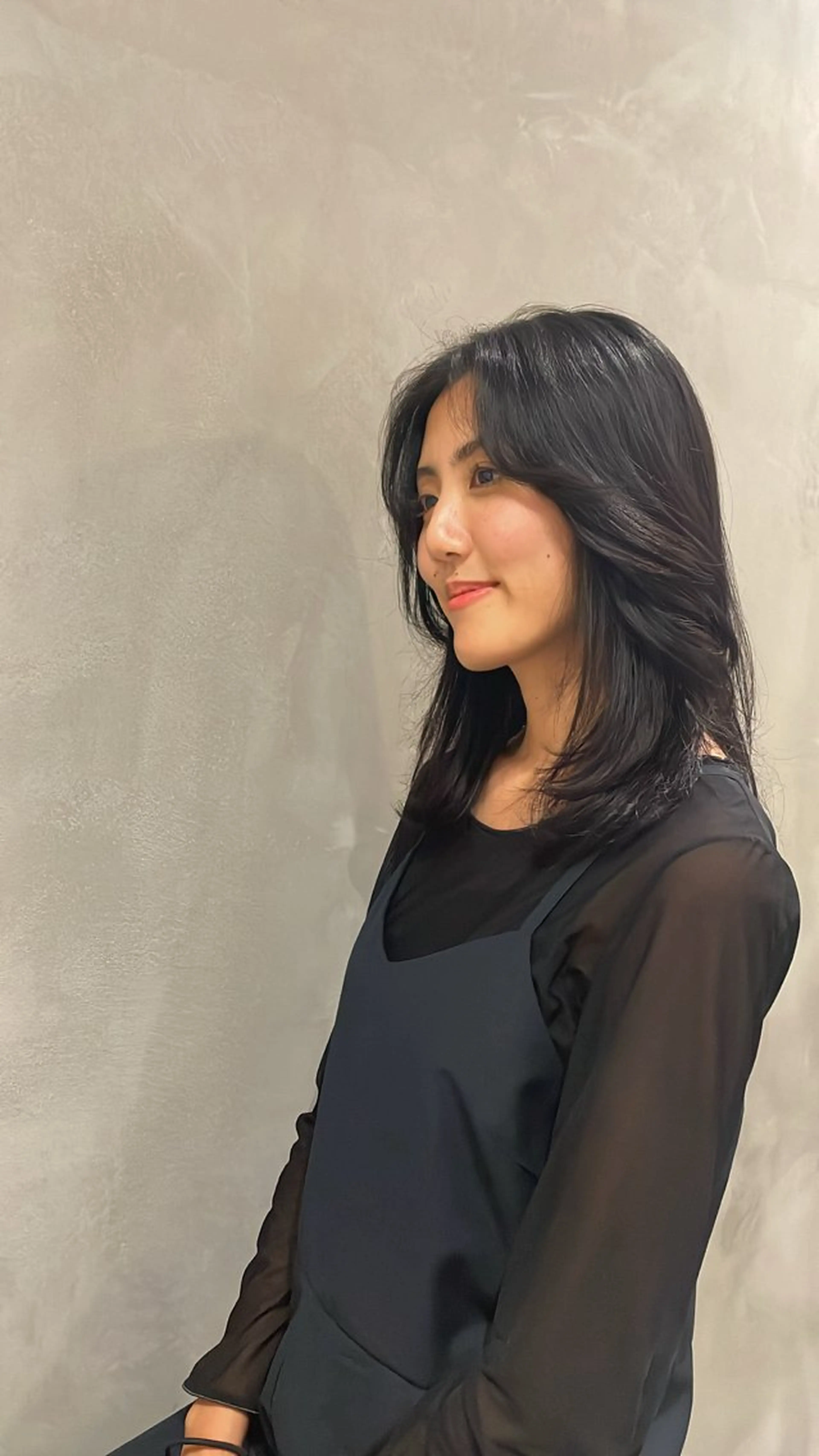 セミロング AMRITA三鷹所属・都築 菜美のヘアスタイル