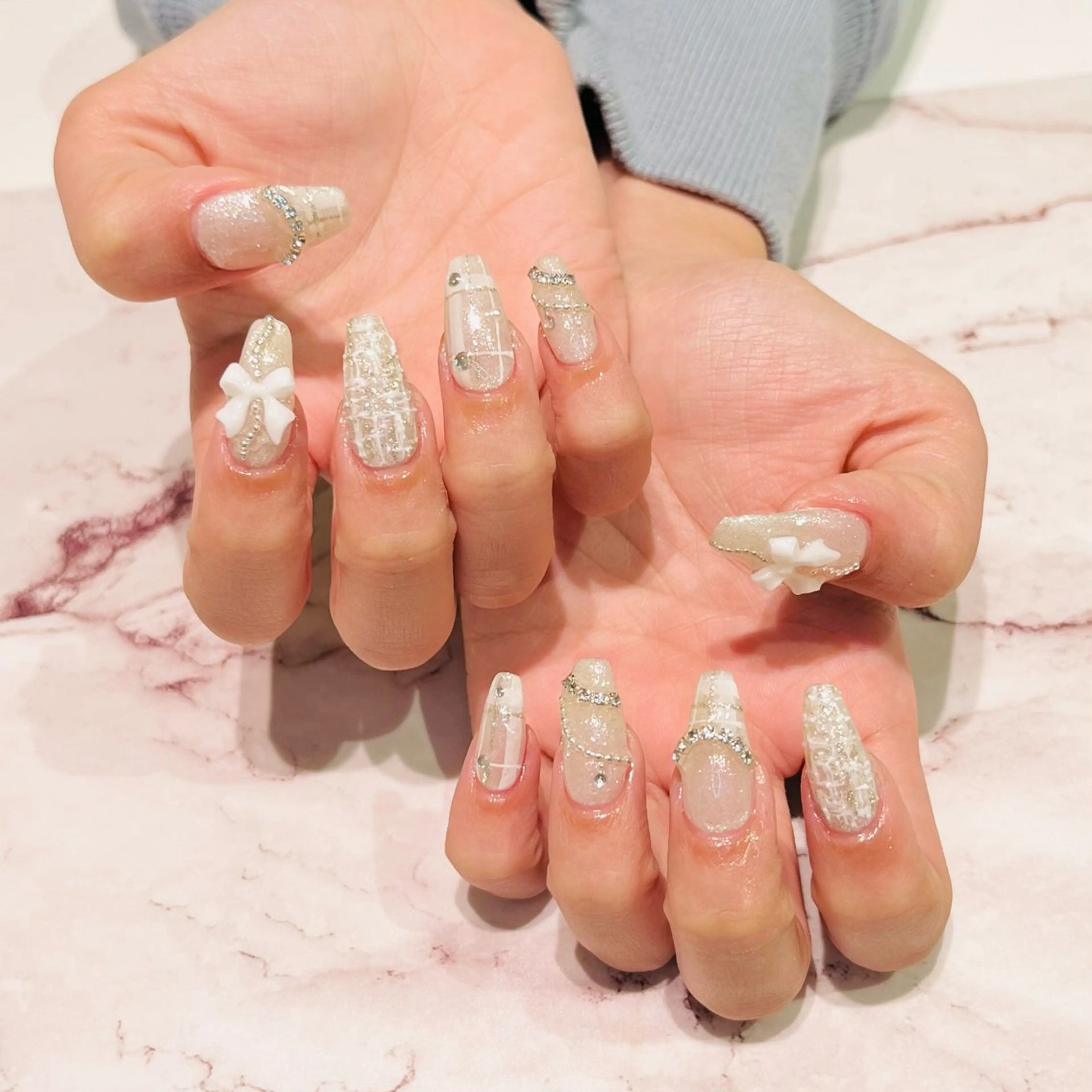 ネイル ハンドネイル Hair removal & Beauty salon Produce by Lucia所属・nail salon Luciaのネイルデザイン