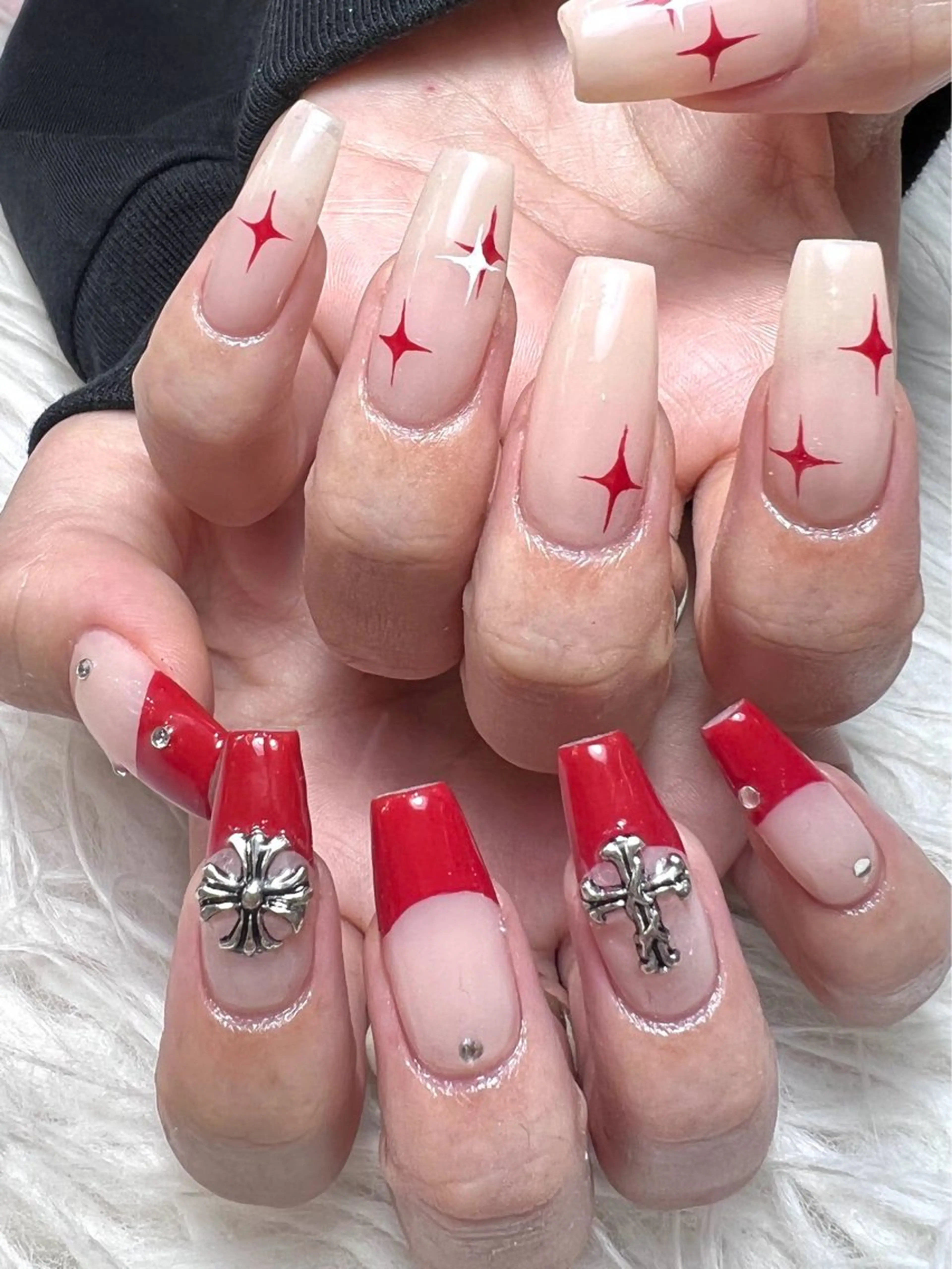 ネイル フレンチネイル ジェルネイル ロングネイル ハンドネイル Painty所属・Painty nailのネイルデザイン