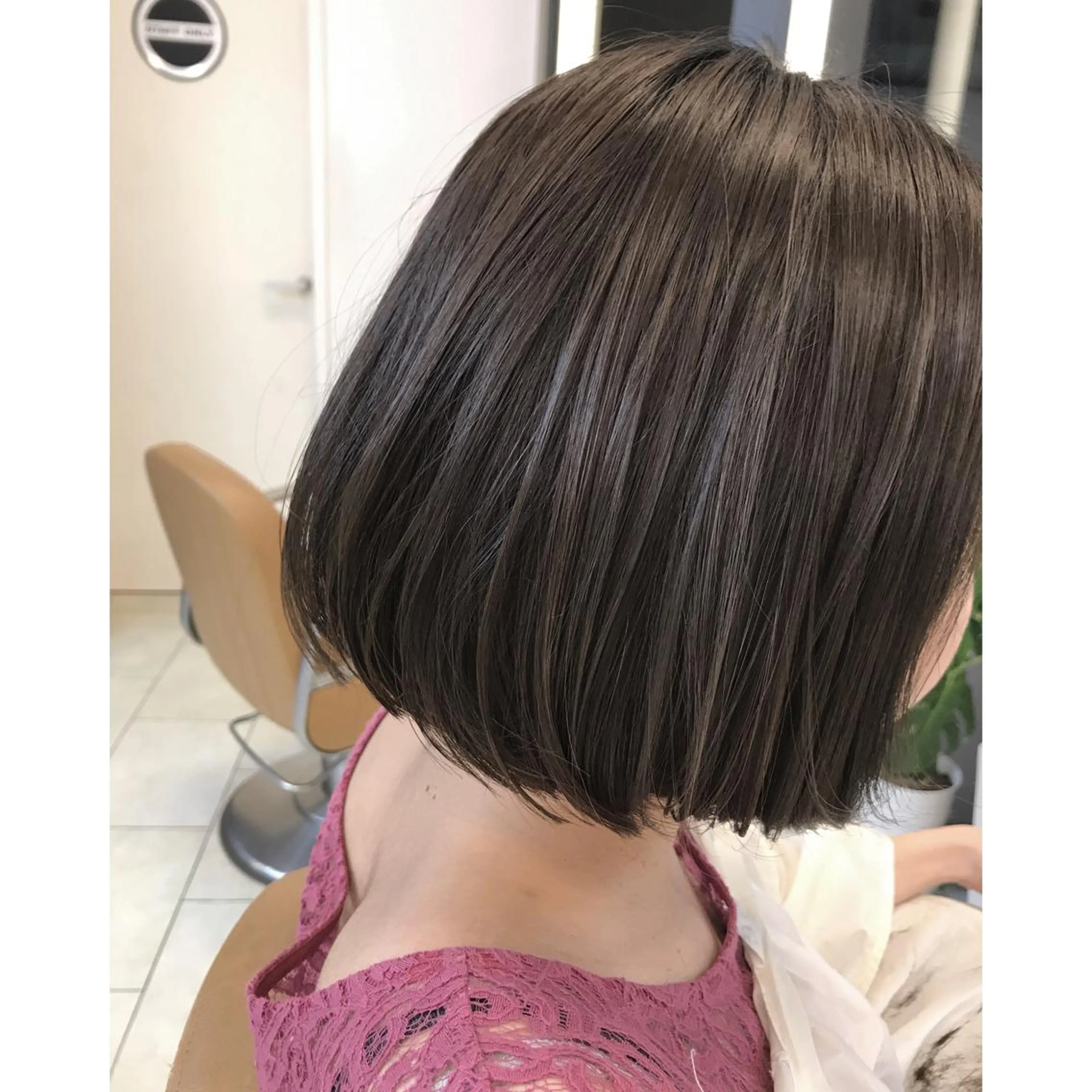 ミディアム カラー 坂西 春果のマツエク・マツパデザイン