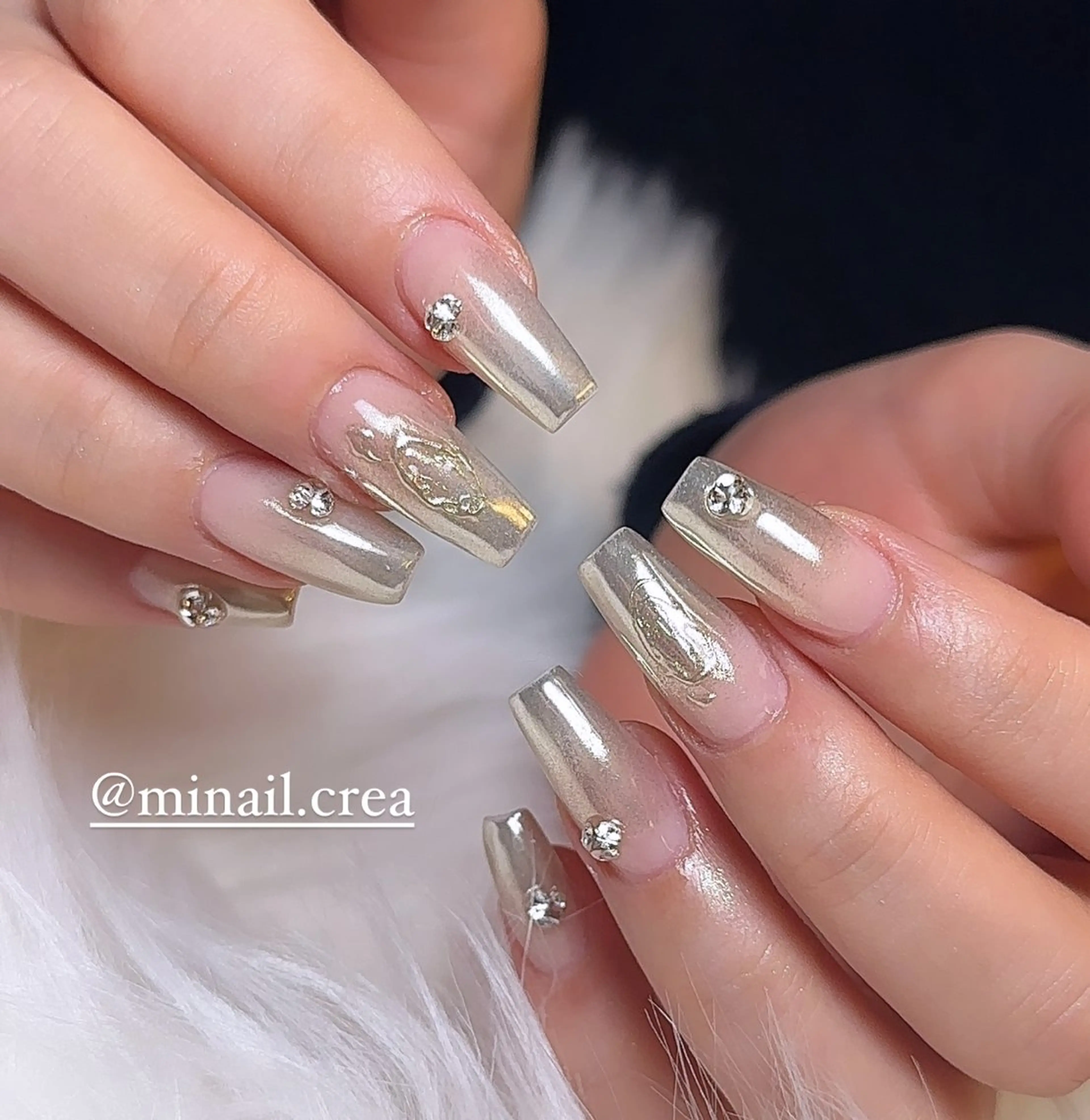 ネイル キラキラネイル ロングネイル ミラーネイル スカルプネイル シルバー CRéA　-private nailsalon-所属・CReA nailのネイルデザイン