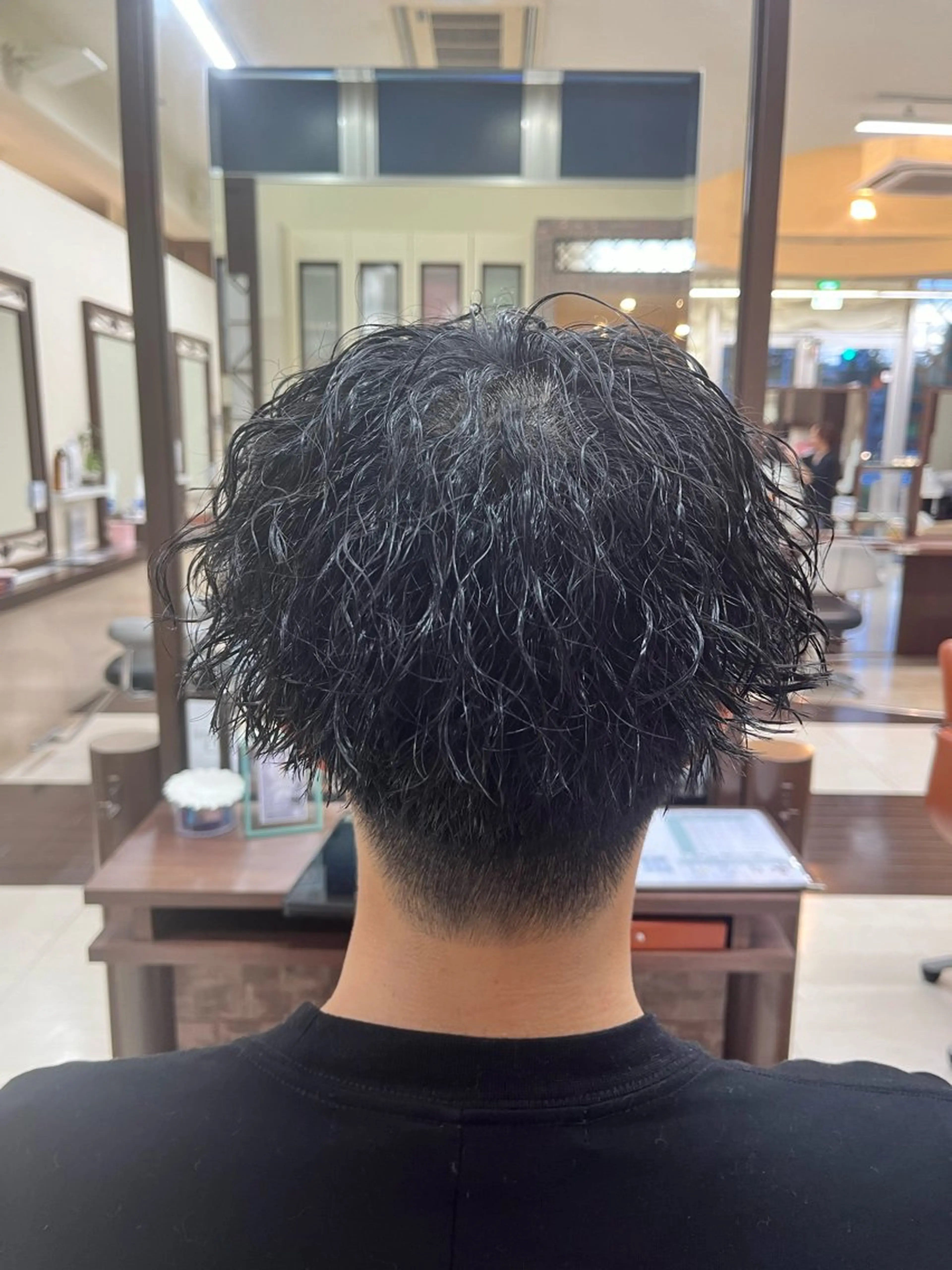 ショート パーマ メンズ マッシュ メンズパーマ ツイストスパイラルパーマ スパイラルパーマ AROH  men's cut&men's perm 船橋店所属・🧊メンズ特化🧊 高木航希のヘアスタイル