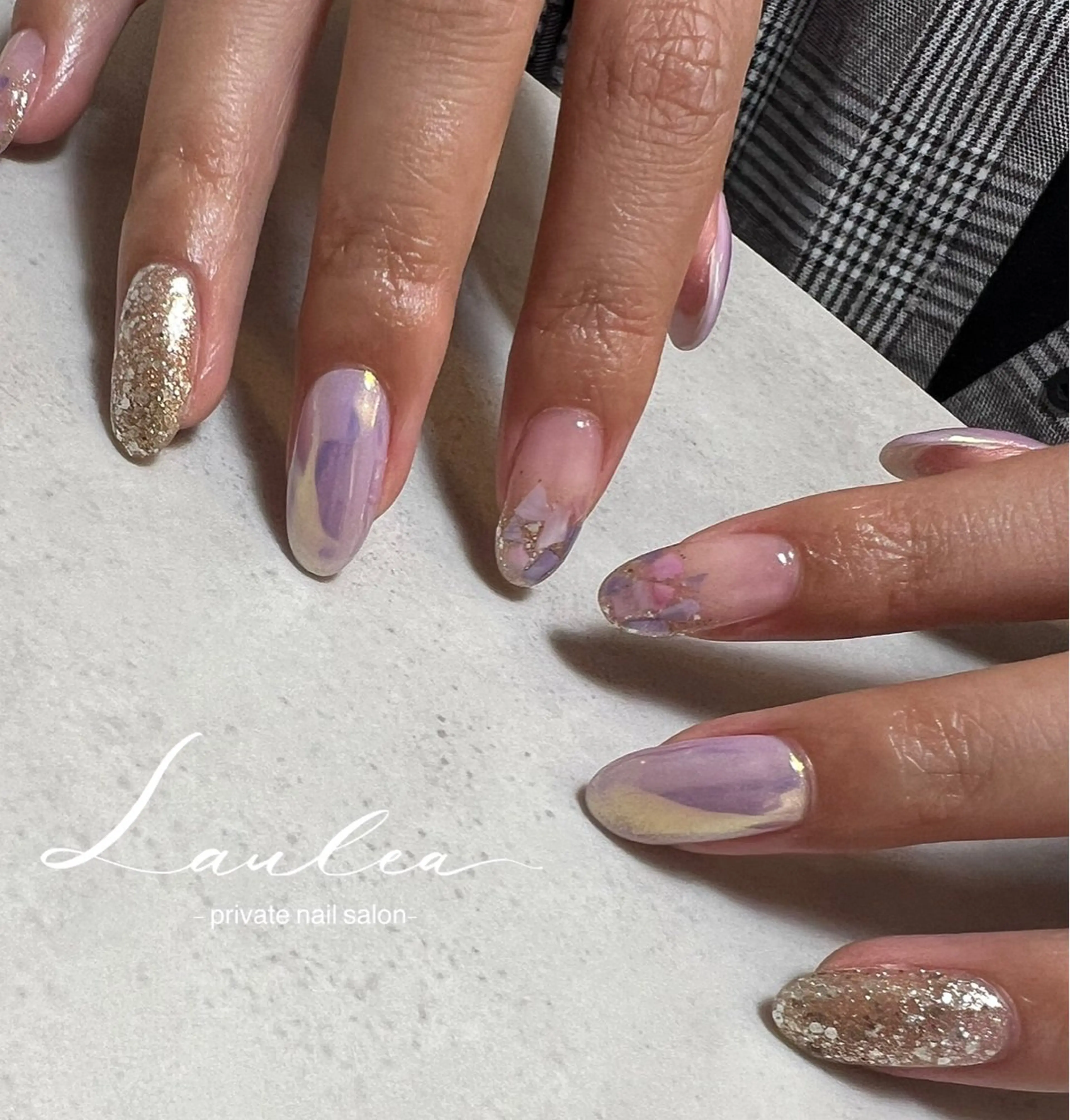 ネイル ミラーネイル ワンホンネイル ハンドネイル nail salon Lauleaのネイルデザイン