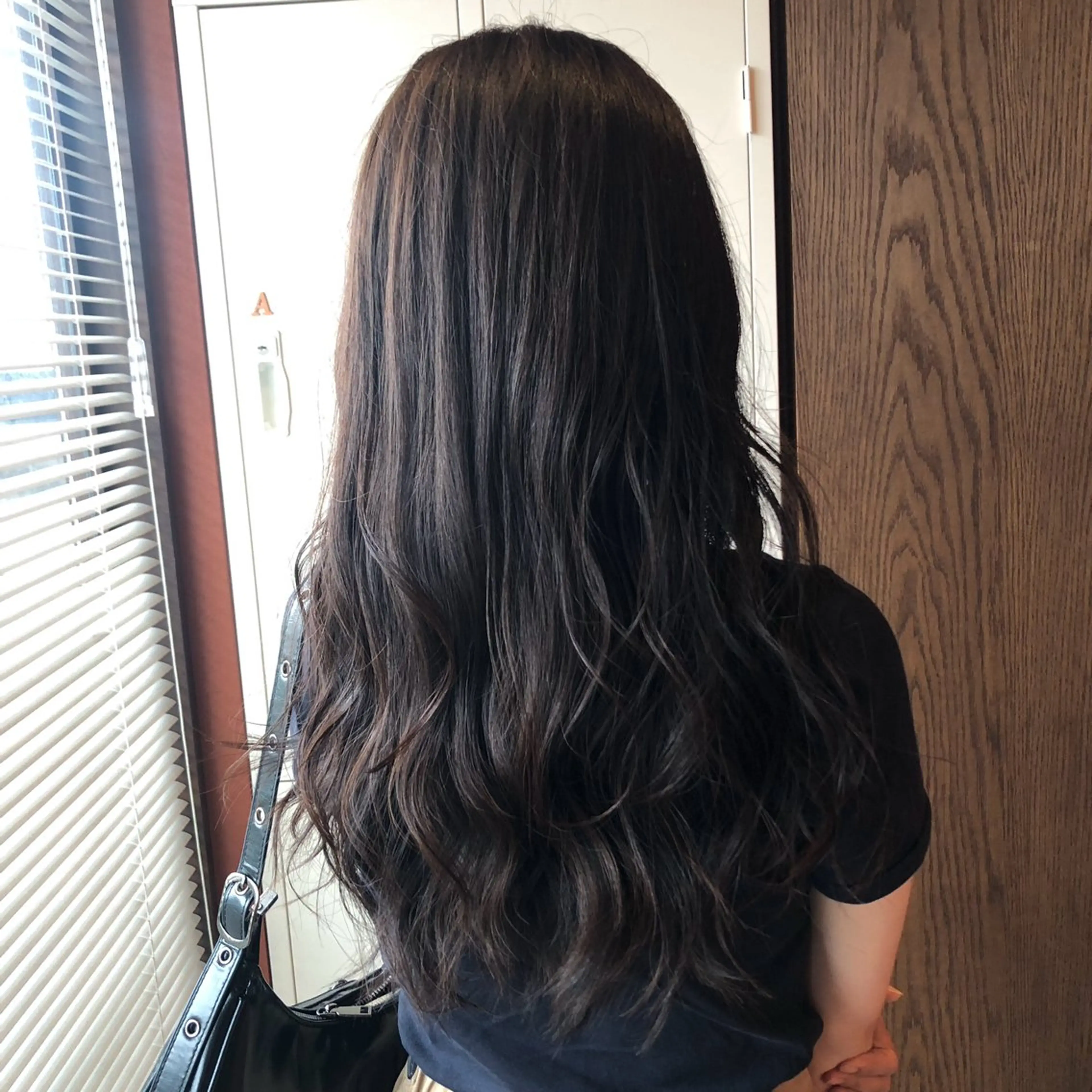 ロング カラー パーマ 髪質改善 トリートメント ストレートパーマ カット ヘアカラー 縮毛矯正 トリートメント nagi所属・透明感／髪質改善 ／ 千種／りかのヘアスタイル