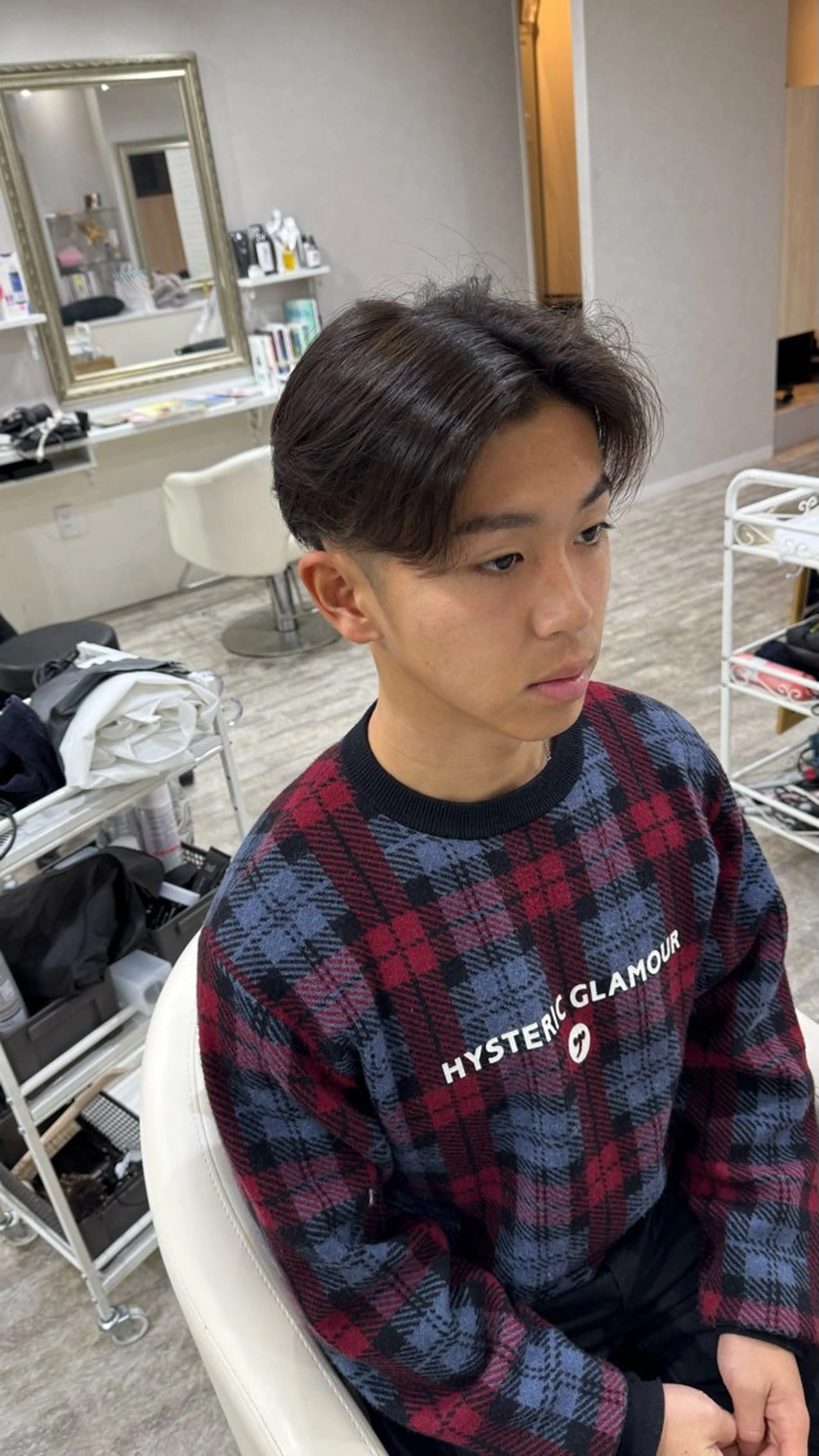ショート メンズ メンズパーマ カット Real me　京都 四条烏丸ドゥエ店所属・タナカ｜ 京都美容師のヘアスタイル