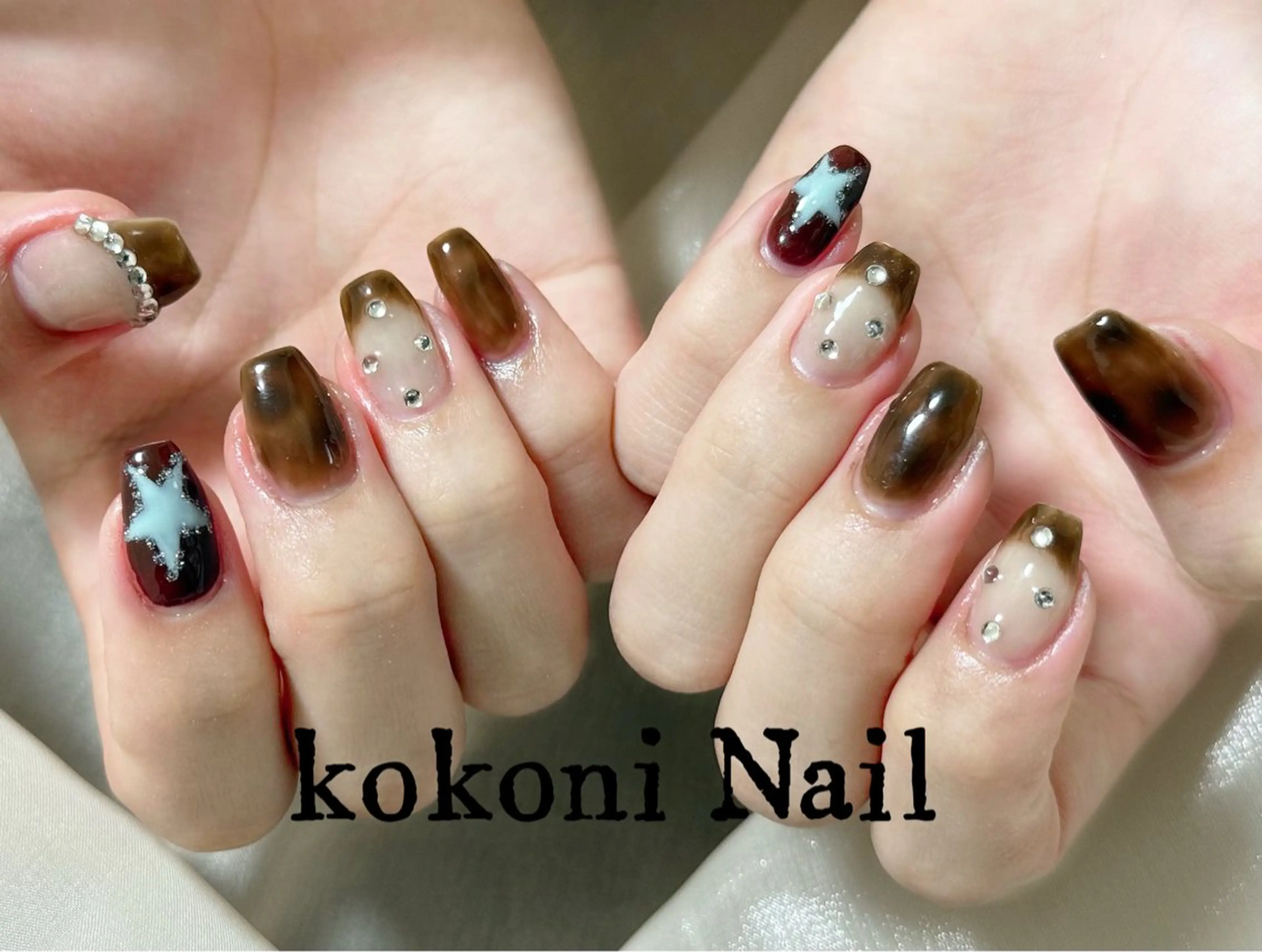 ネイル ハンドネイル ここに ネイルサロンのネイルデザイン
