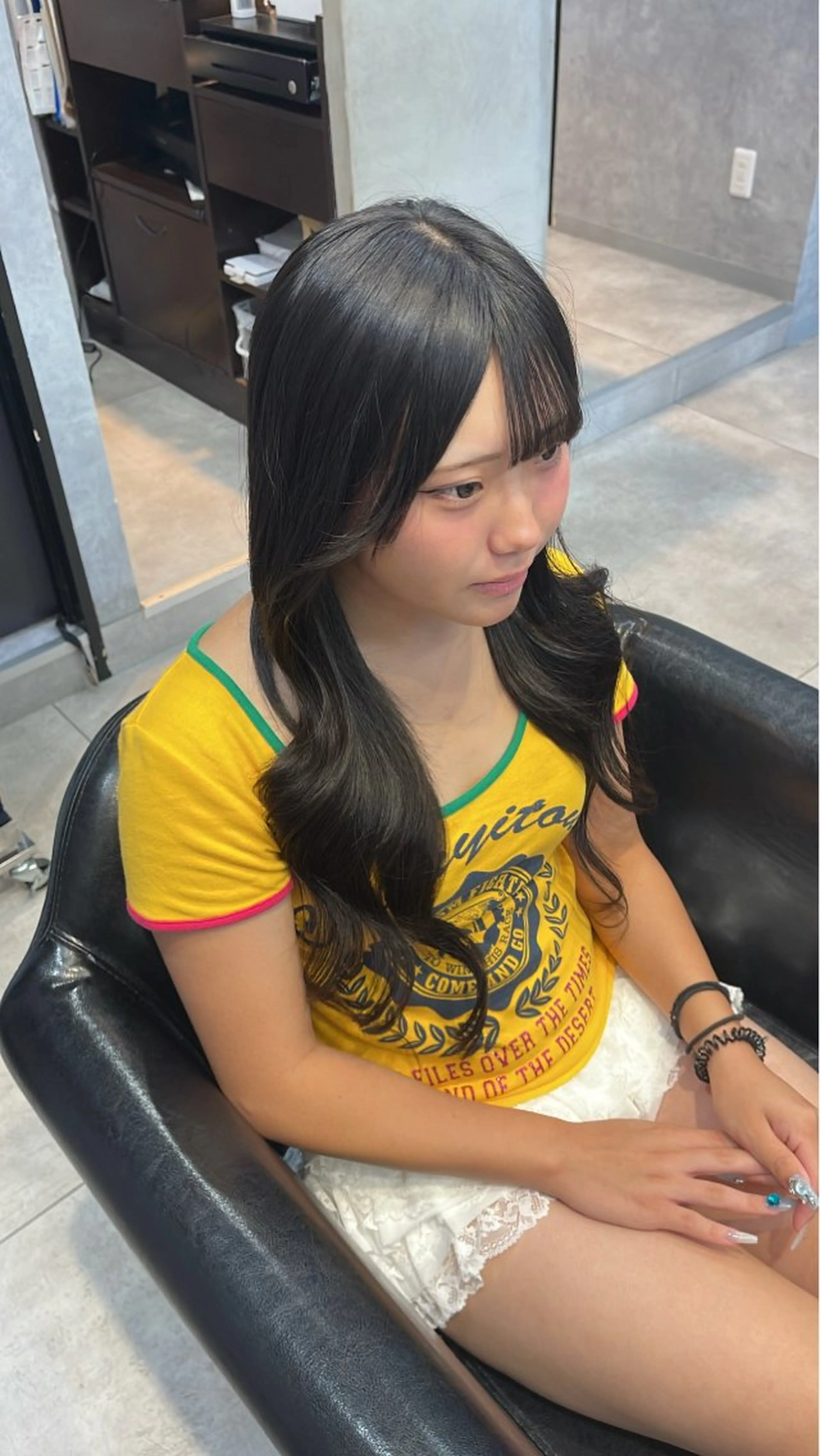ロング シールエクステ エクステ 韓国風ヘア レイヤーカット エクステ Fi-Ne原宿/プル エク/艶カラー/そらのヘアスタイル