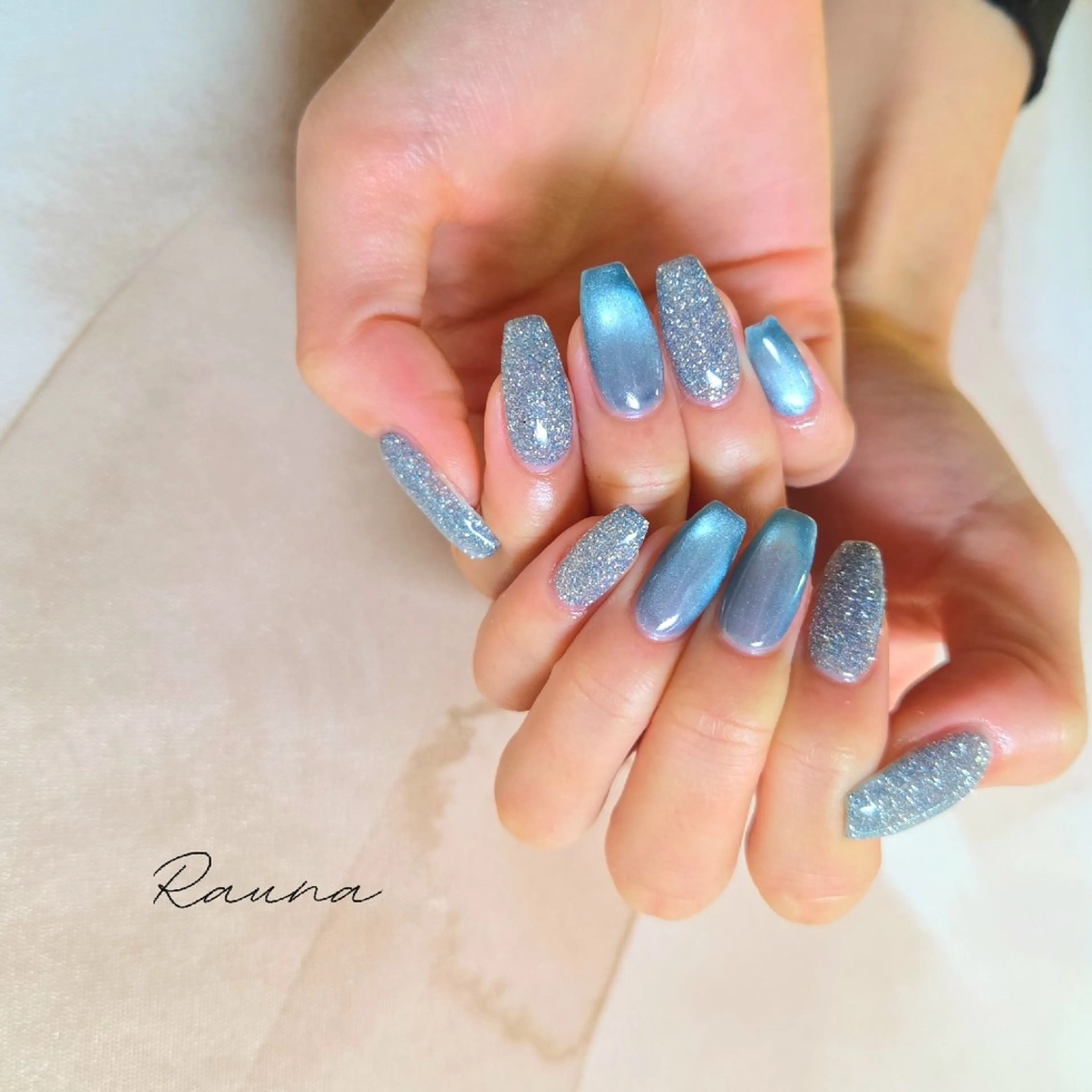 ネイル ハンドネイル Rauna nailsalon のネイルデザイン