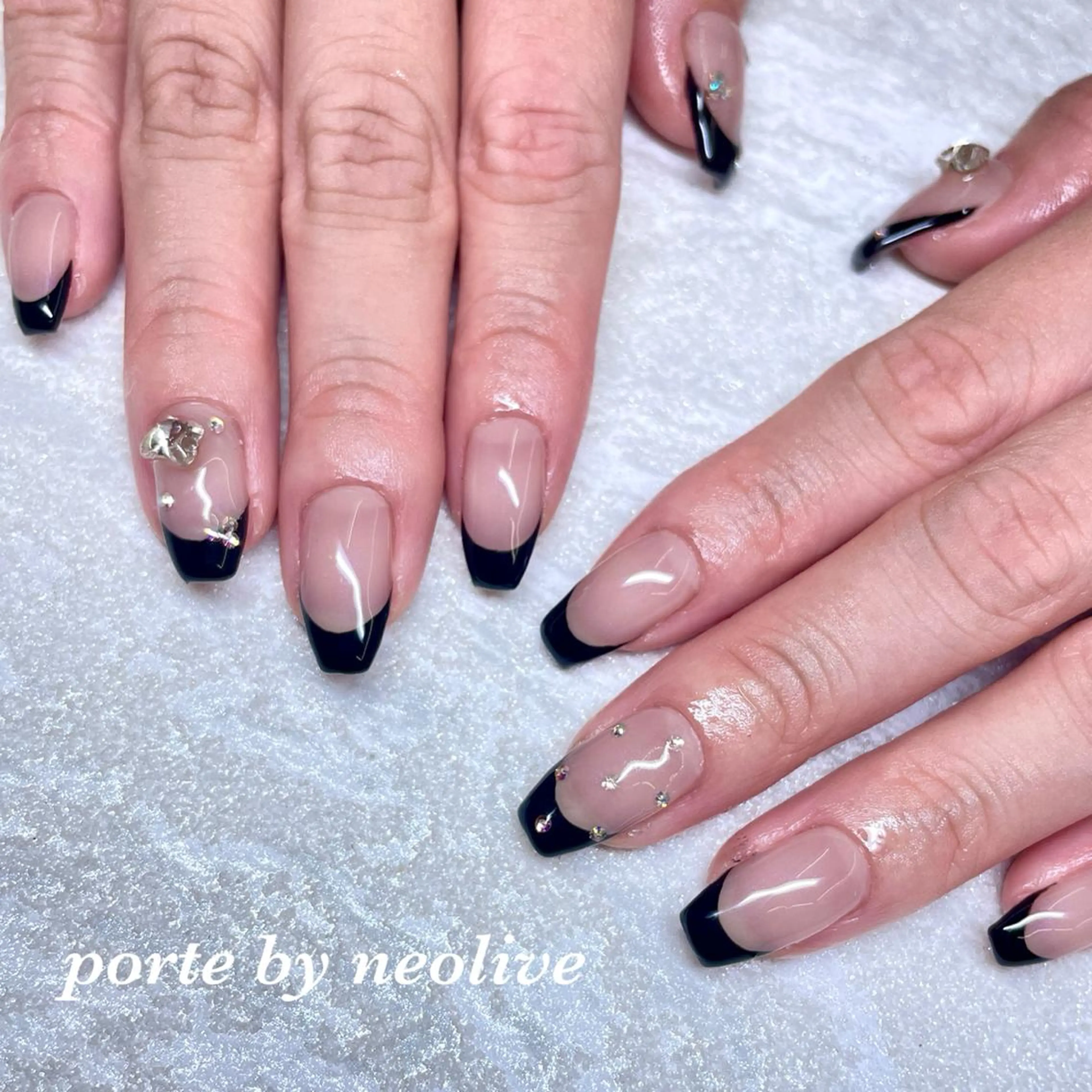 ネイル ストーンネイル nail Eclat所属・志賀野 美喜のネイルデザイン