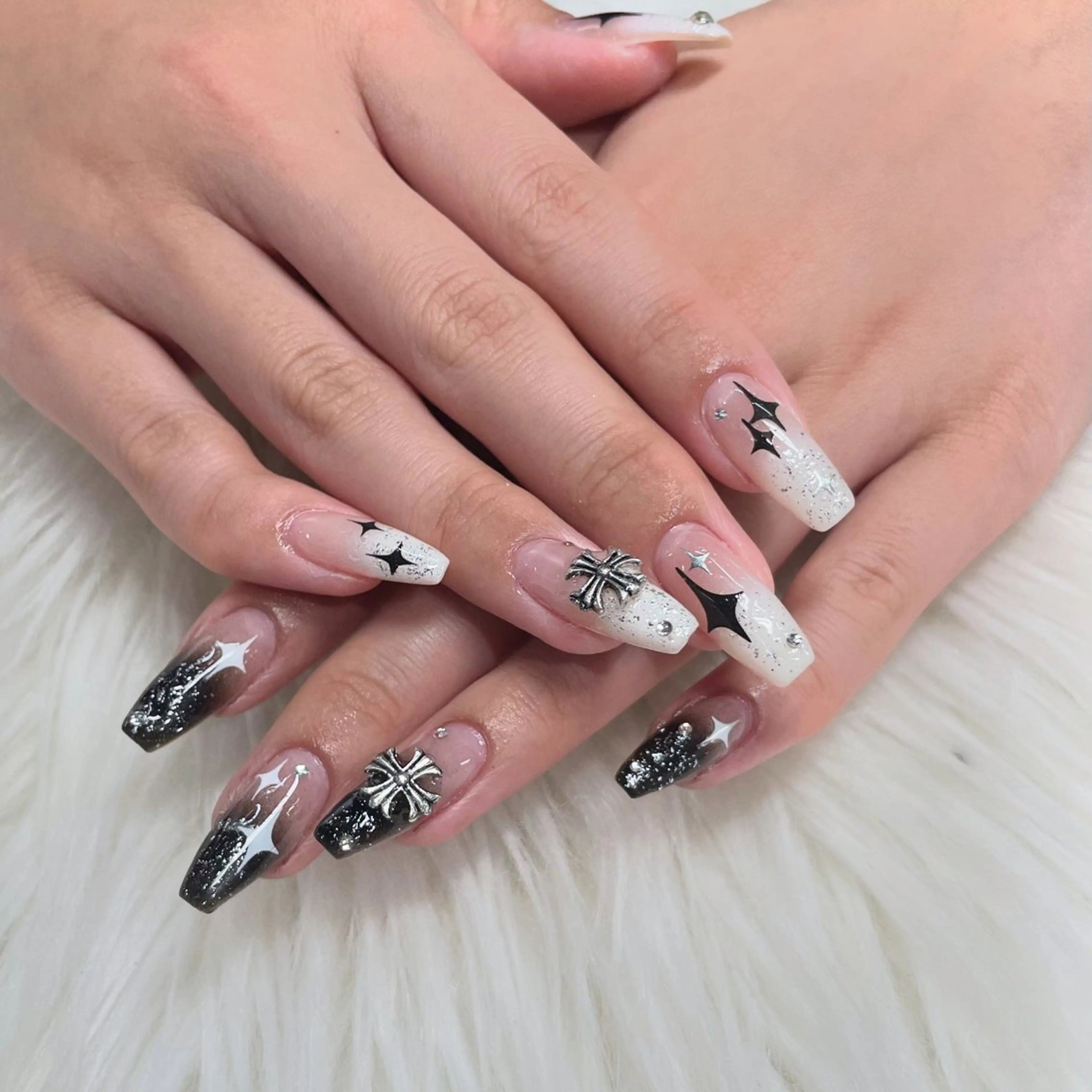 ネイル ハンドネイル WOLTOKYO RIAのネイルデザイン