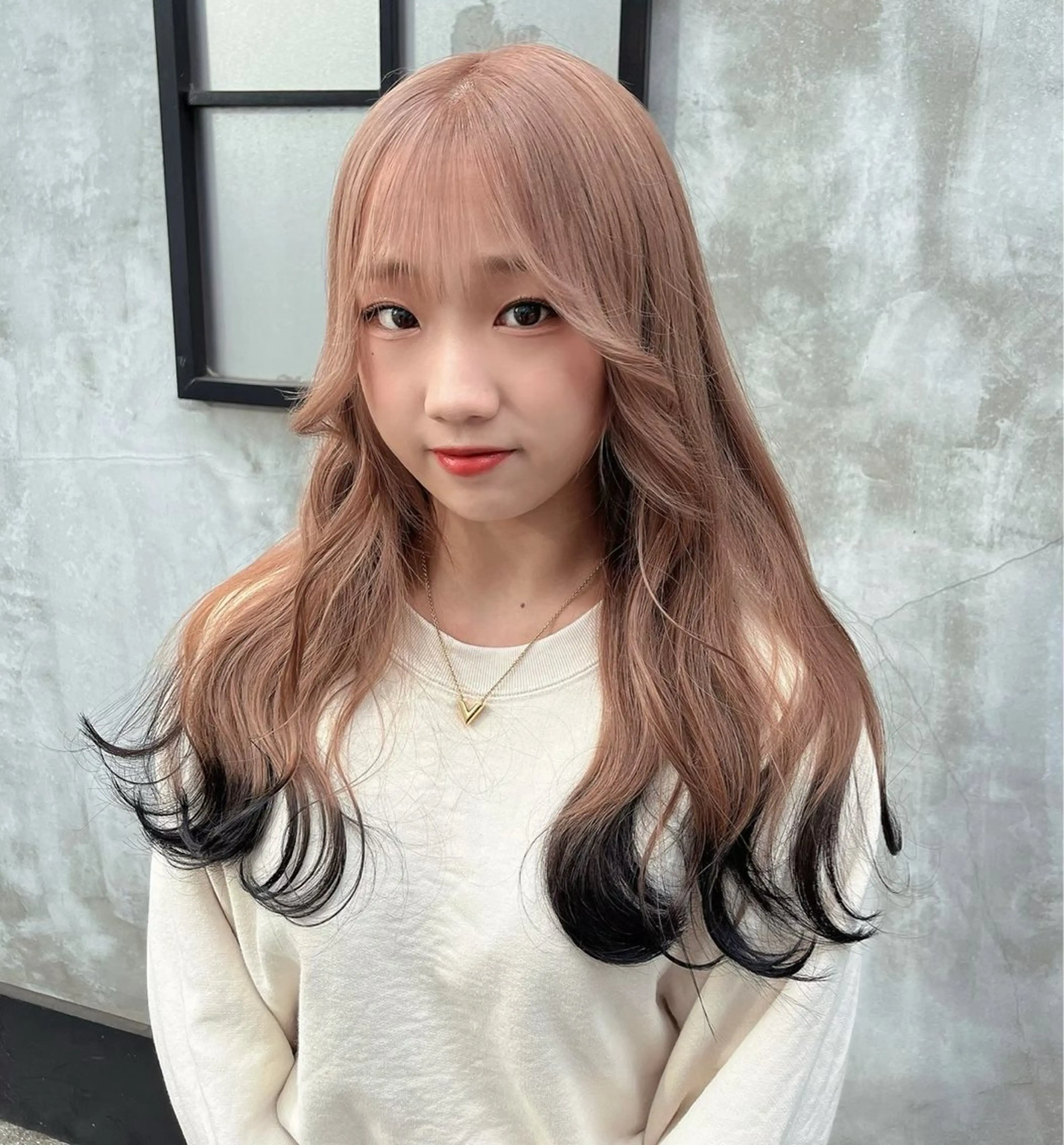 セミロング カラー ミユル/ ブリーチカラー🎀✨のヘアスタイル