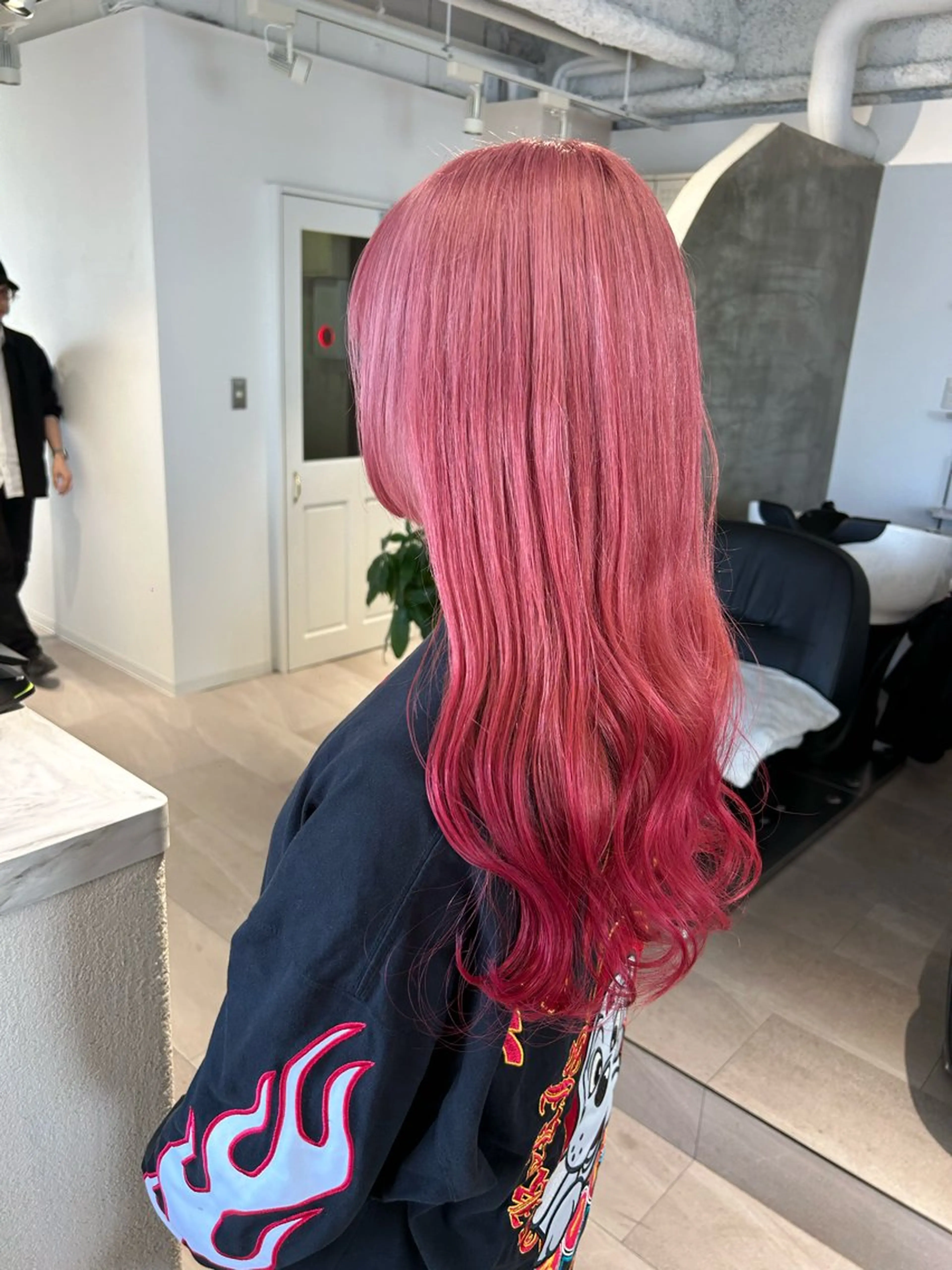 ロング ior北千住【イオール】所属・YU(ハイトーン/ ブリーチカラー)のヘアスタイル