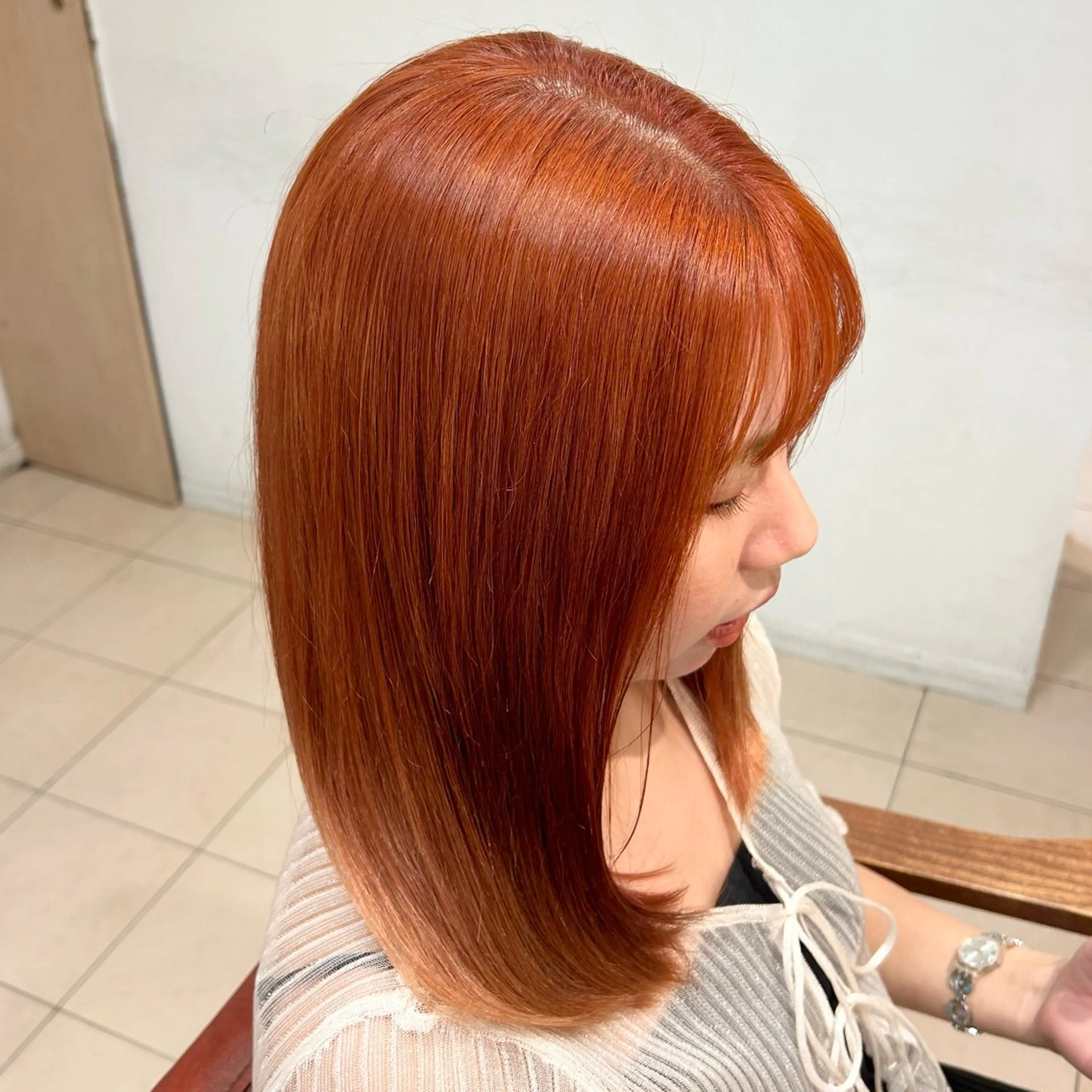 セミロング カラー ヘアカラー 🫧透明感明るめカラ ー🫧大西あずきのヘアスタイル