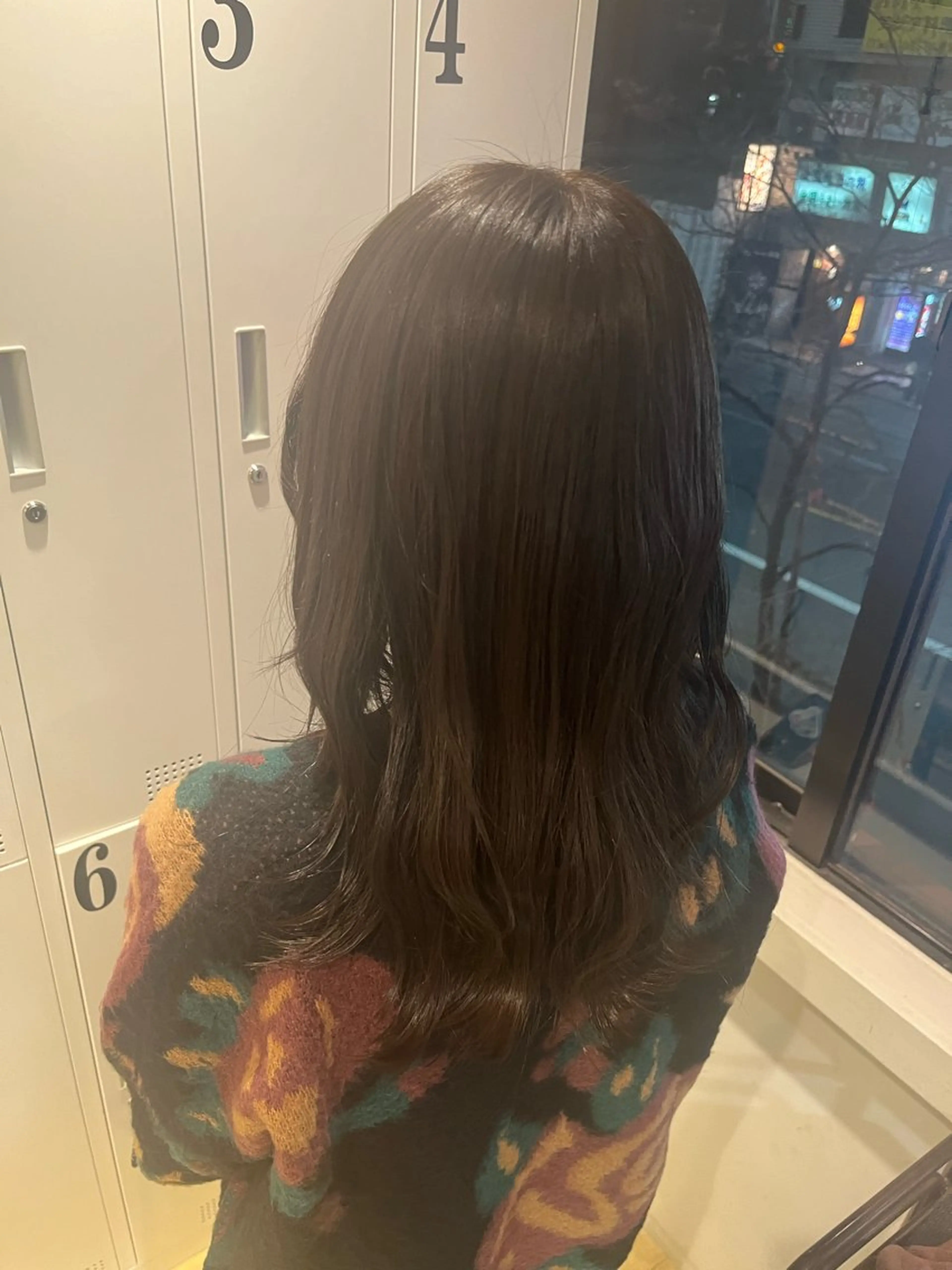 セミロング カラー ブラウンカラー ナチュラルブラウン 吉松 大輝のヘアスタイル