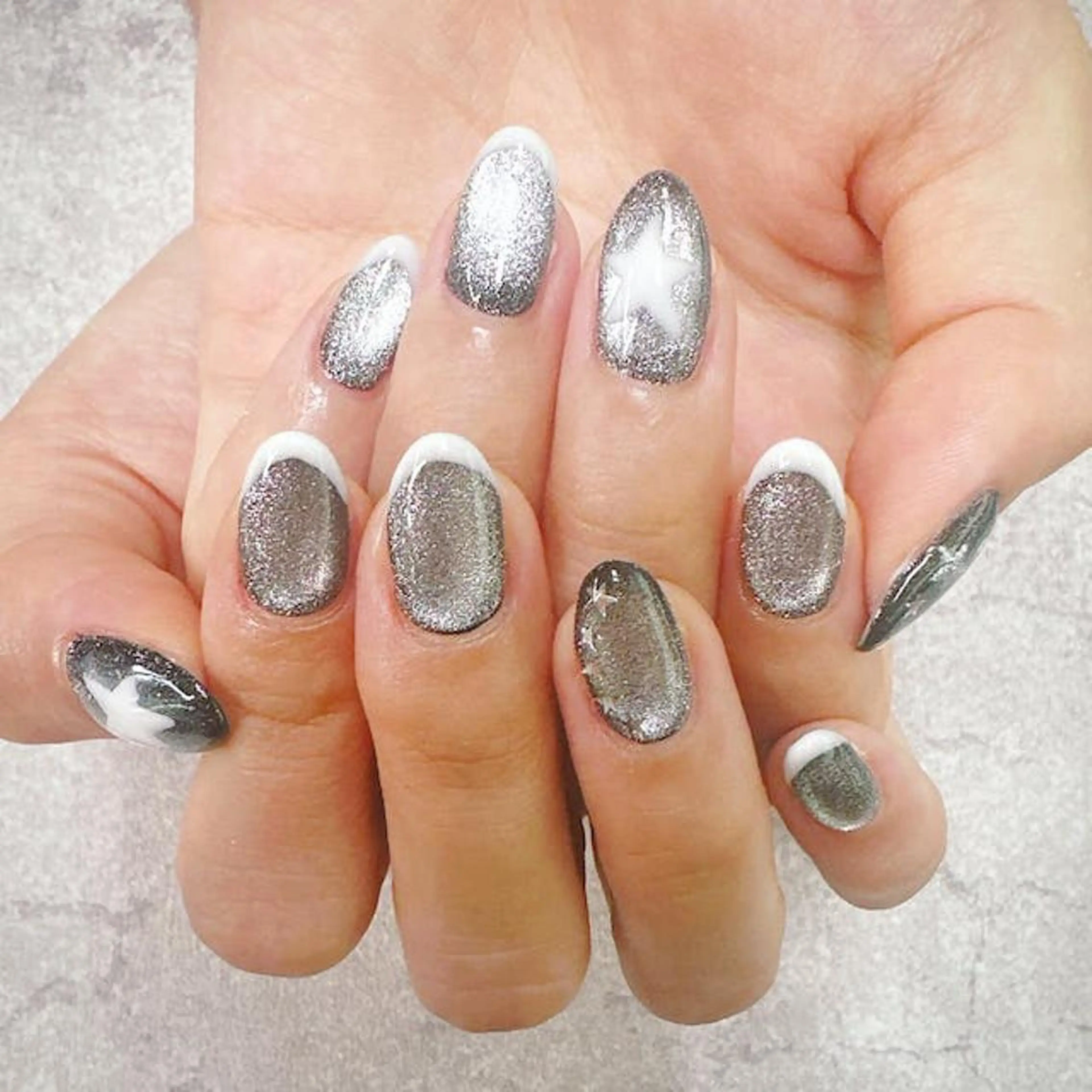 ネイル フットネイル フレンチネイル グラデーション キラキラネイル 韓国ネイル FASTNAIL PLUS 新宿店のネイルデザイン