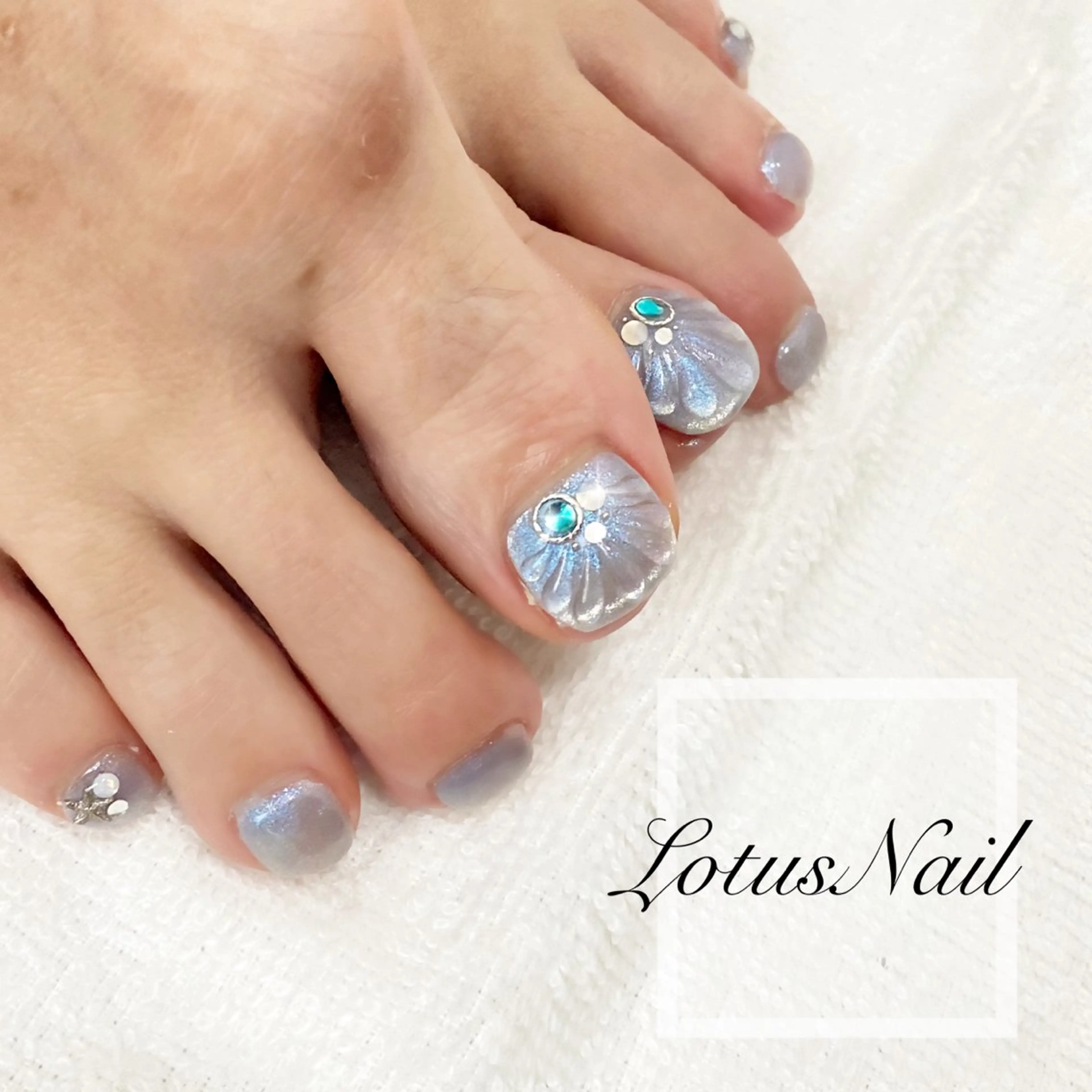 ネイル フットネイル 夏ネイル フットネイル Lotus Nailのネイルデザイン