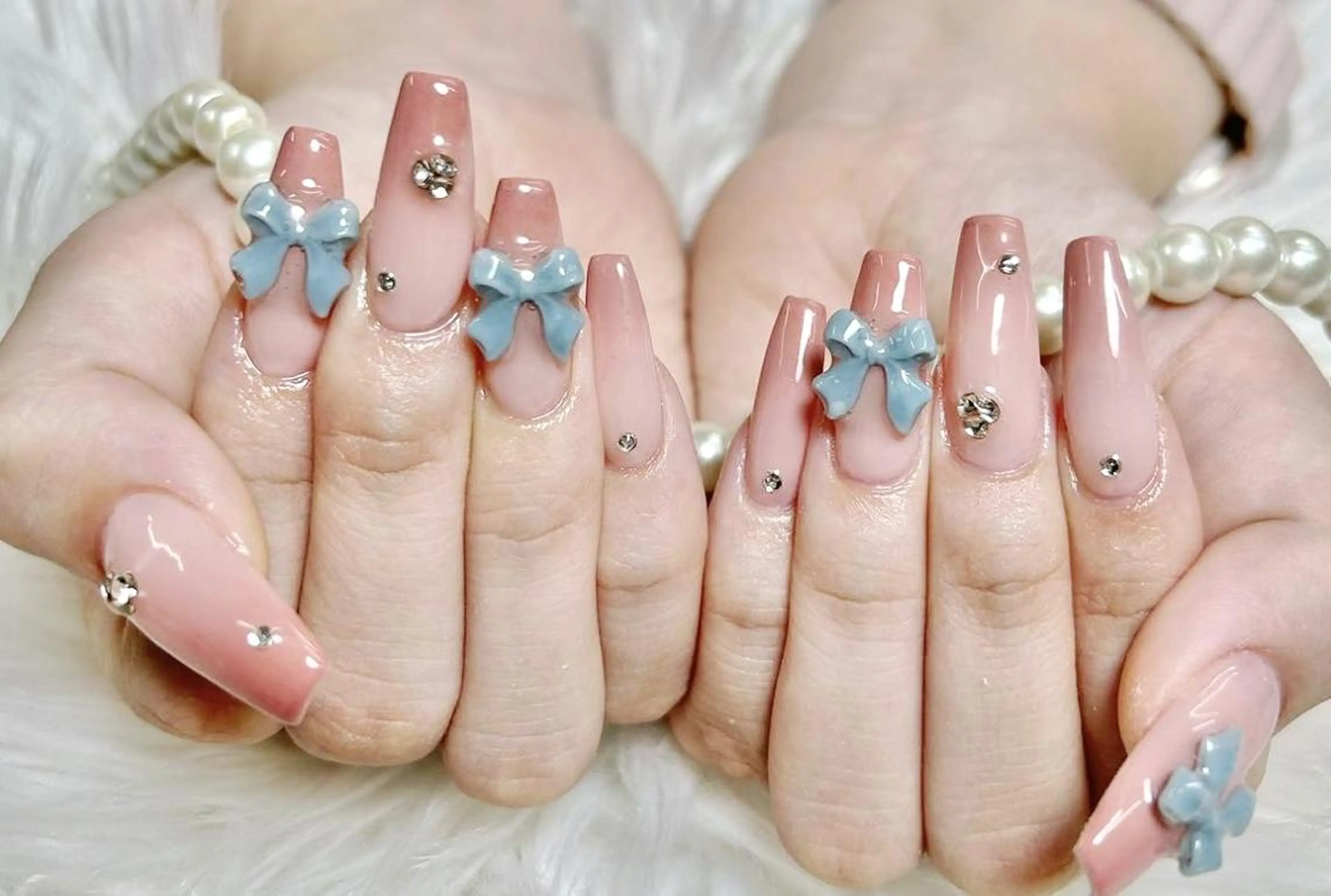 ネイル アートネイル 成人式 長さ出し フットネイル ジェルネイル ハンドネイル ハンドケア For U nail スカルプ専門店のネイルデザイン