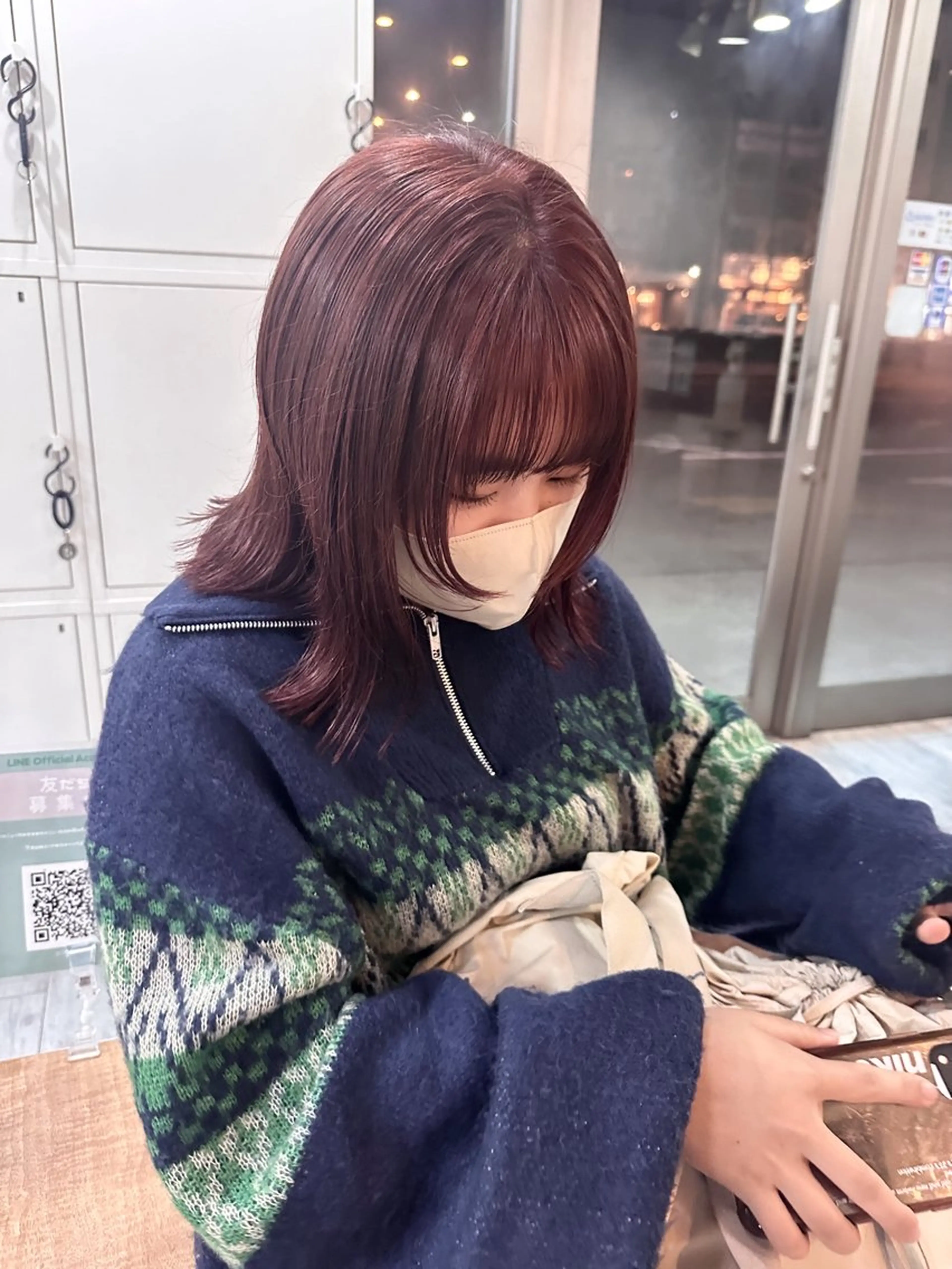ミディアム カラー レッドカラー ヘアカラー トリートメント minim / miku 暖色カラーのヘアスタイル