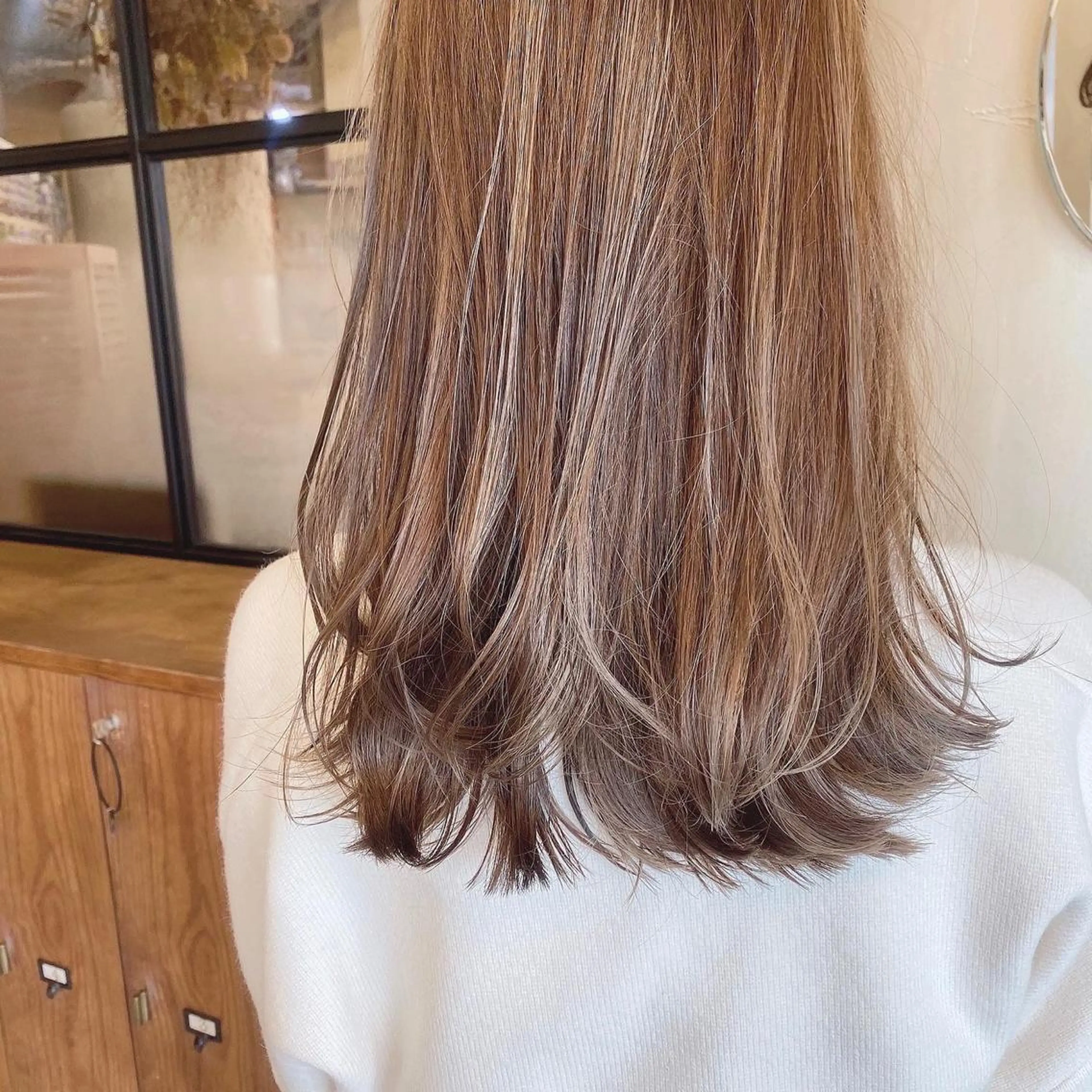 ロング カラー 艶髪🫧髪質改善🌿 結城綾菜のヘアスタイル