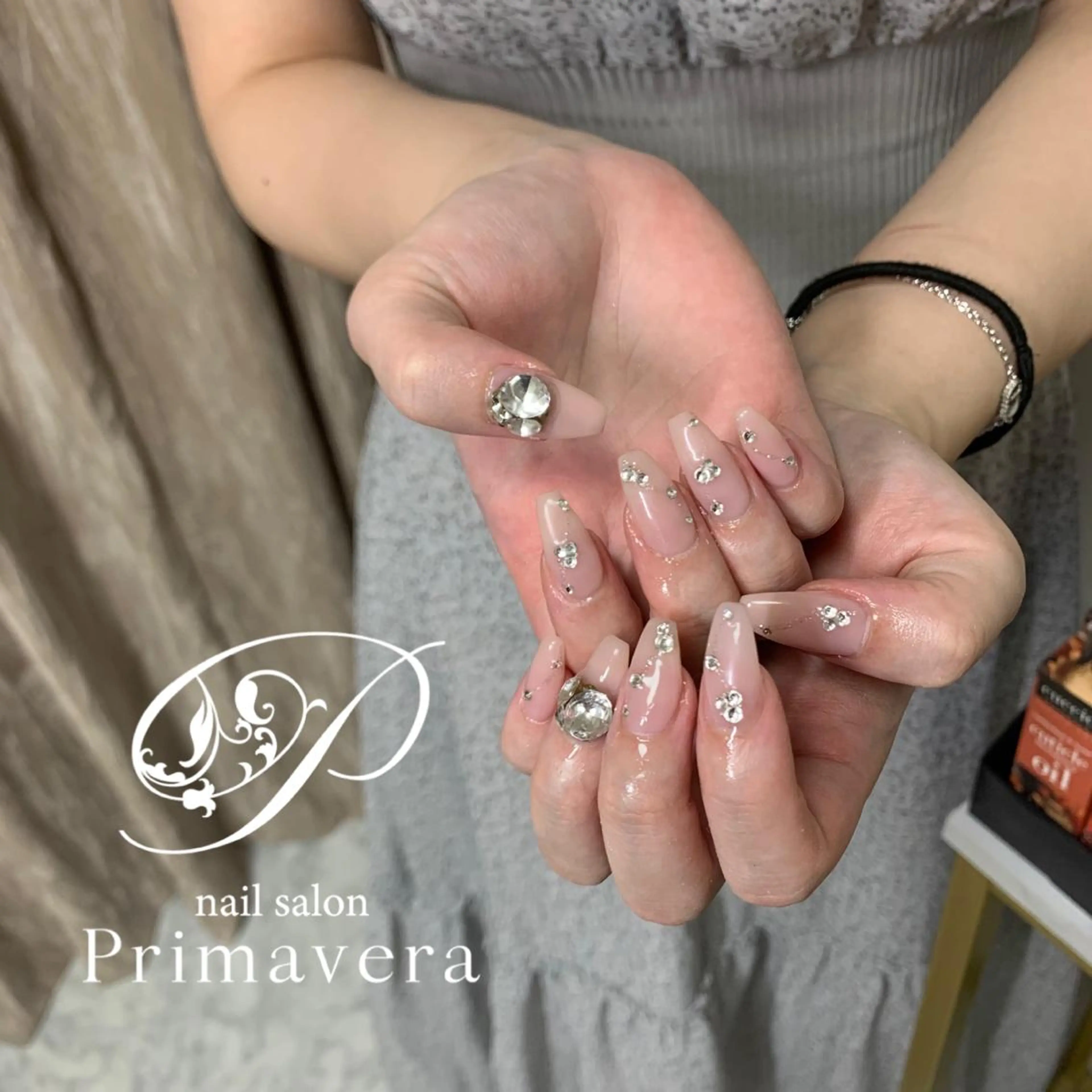 ネイル ハンドネイル primavera ワンホン系/ちゅるんのネイルデザイン