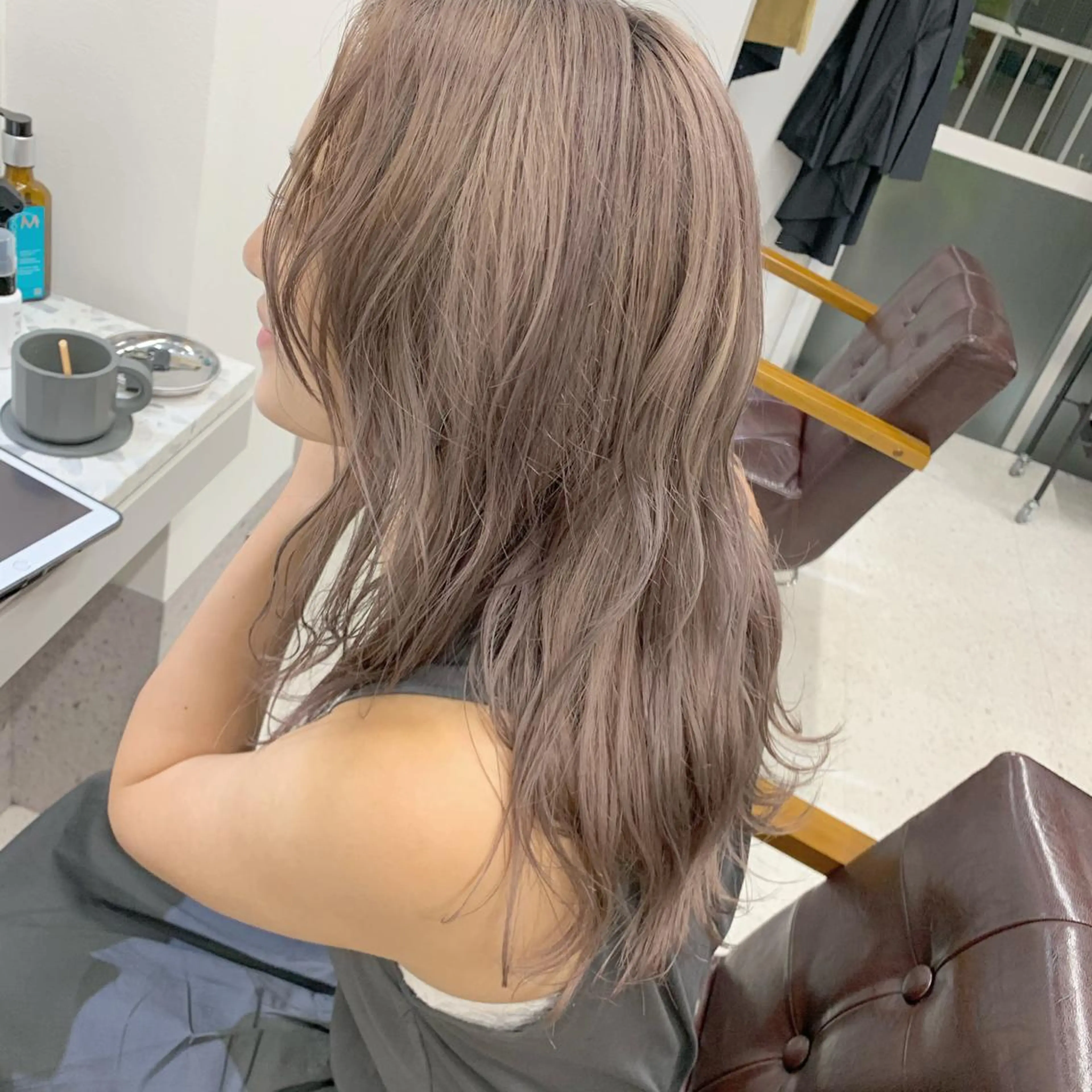 ロング ヘアカラー MARU レイヤー/パーマのヘアスタイル