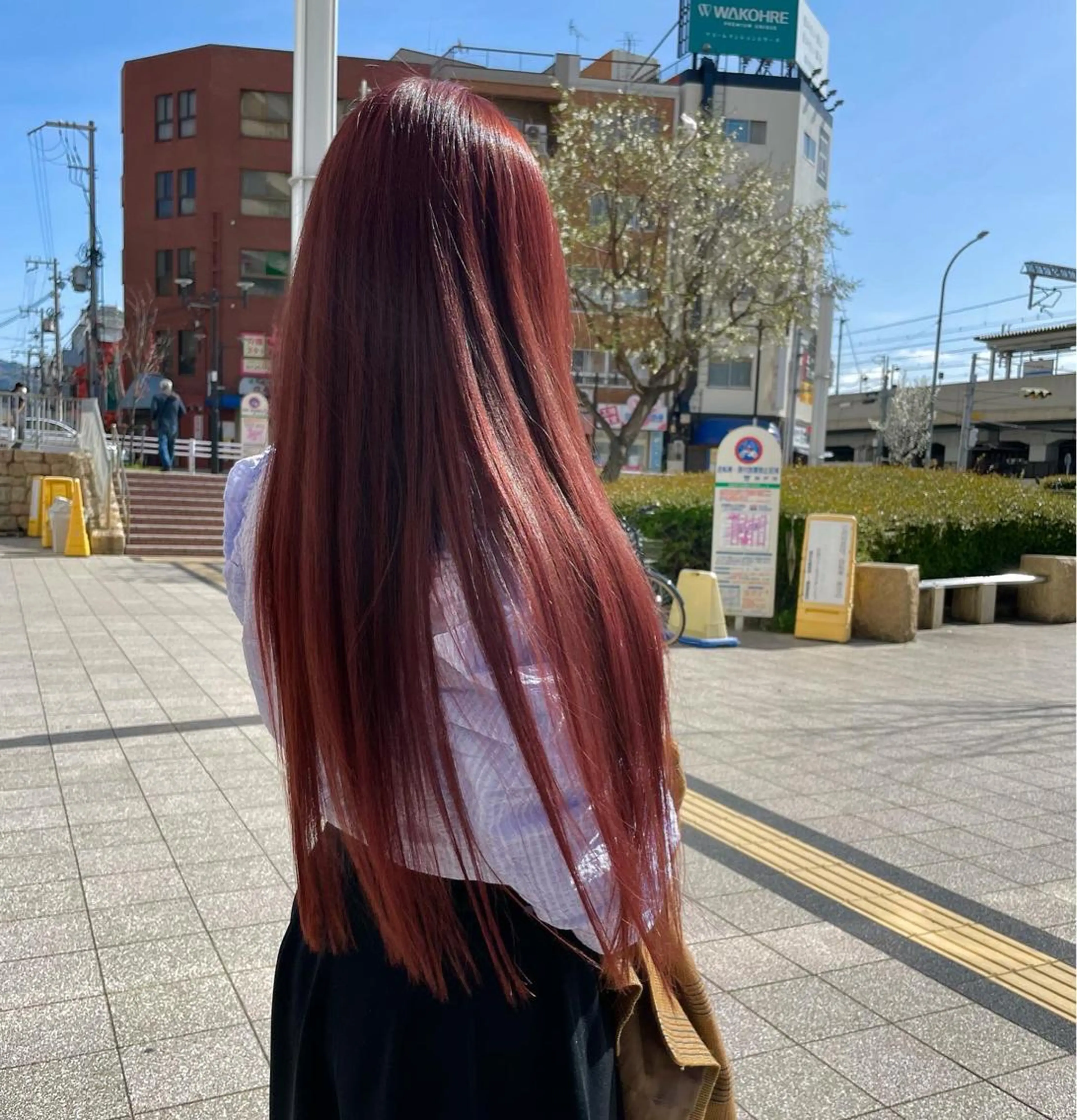 ロング カラー アイジマヒロ vagueのヘアスタイル
