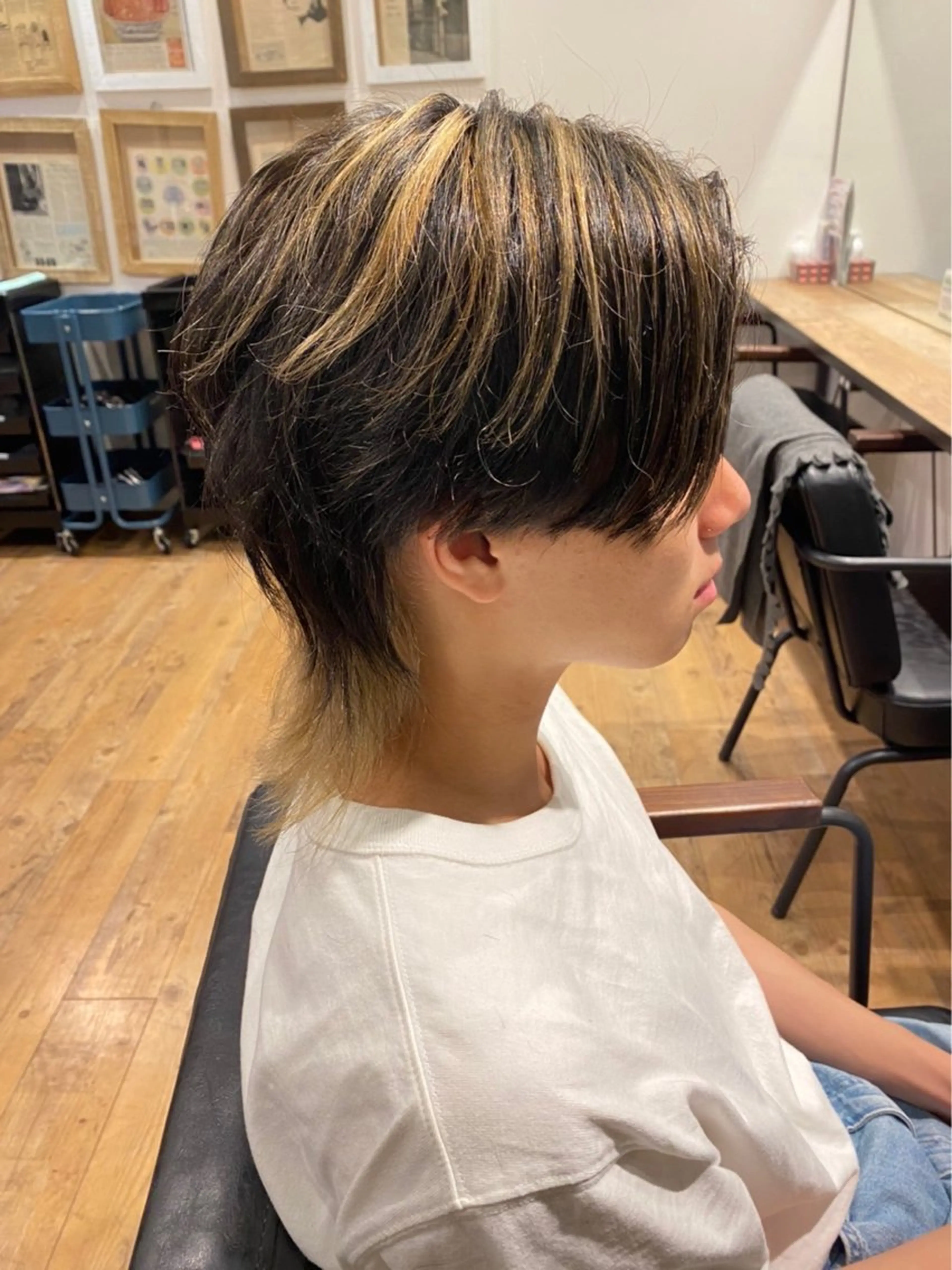 カラー カット ヘアカラー メンズ特化美容師 中戸 滉のヘアスタイル