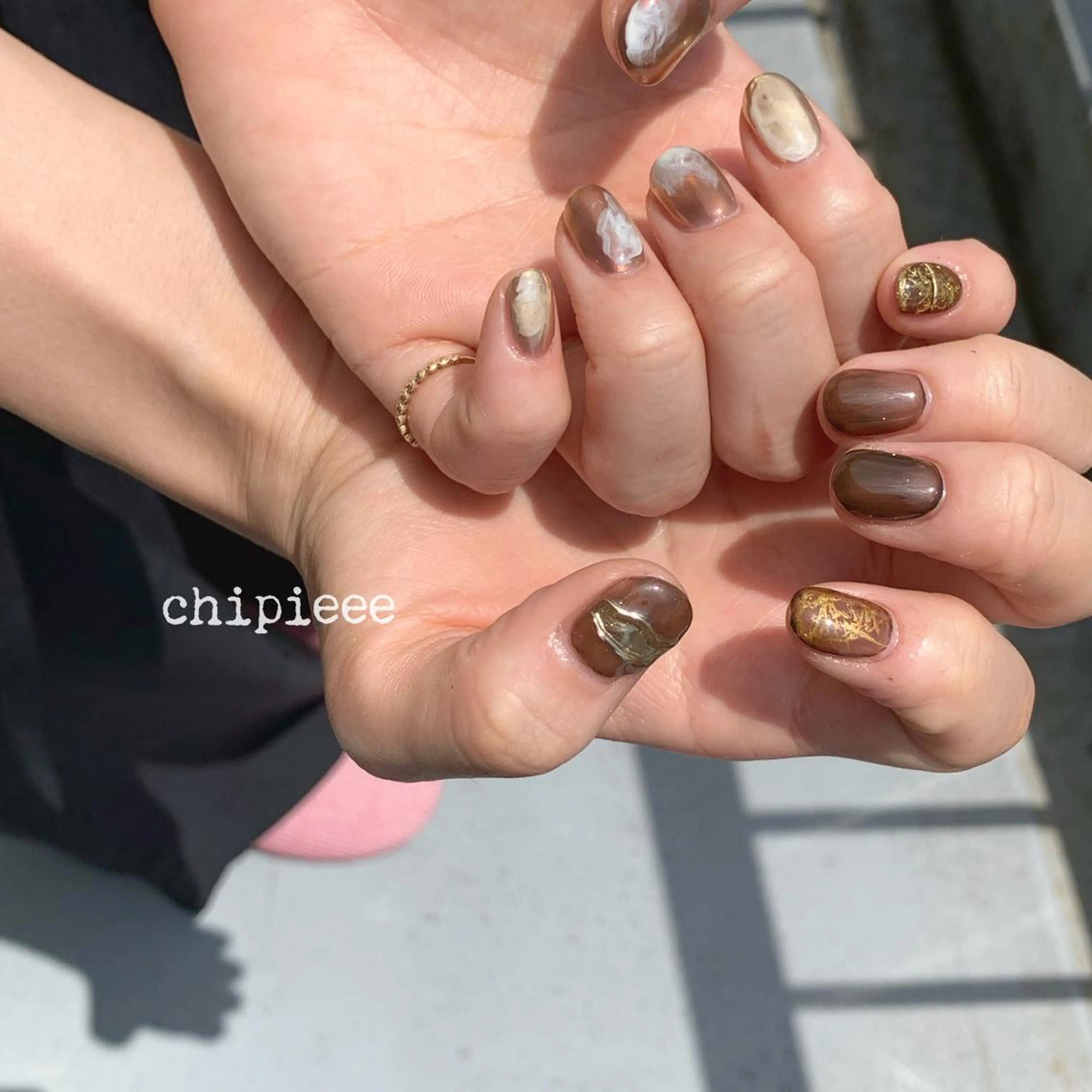 ネイル ブラウン ミラーネイル charme所属・. SHIORIのネイルデザイン