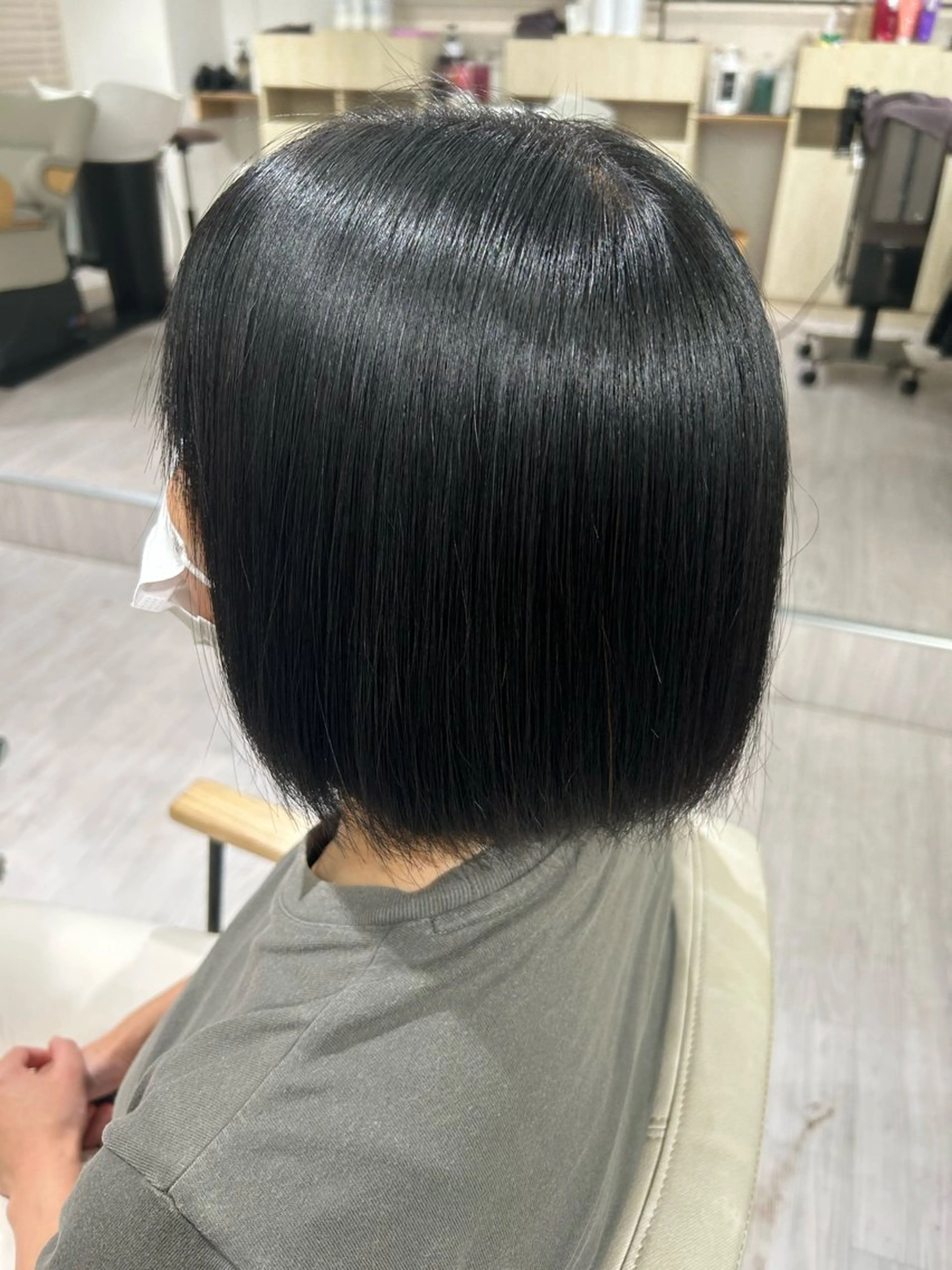 ショート カラー オリーブ・赤み消し 💚MAKOTO💚のヘアスタイル