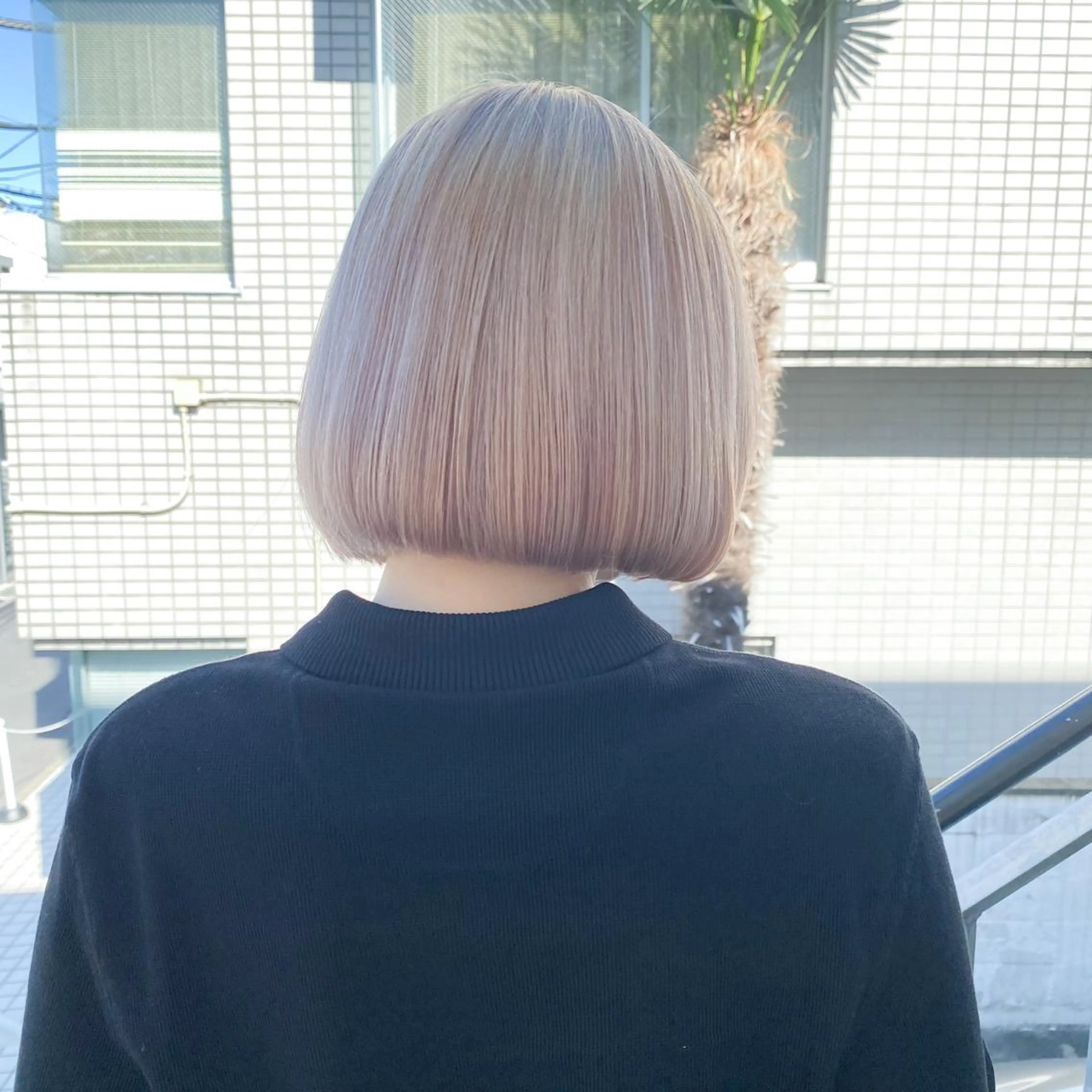 ショート カラー 艶髪ブリーチ 永井竜也のヘアスタイル